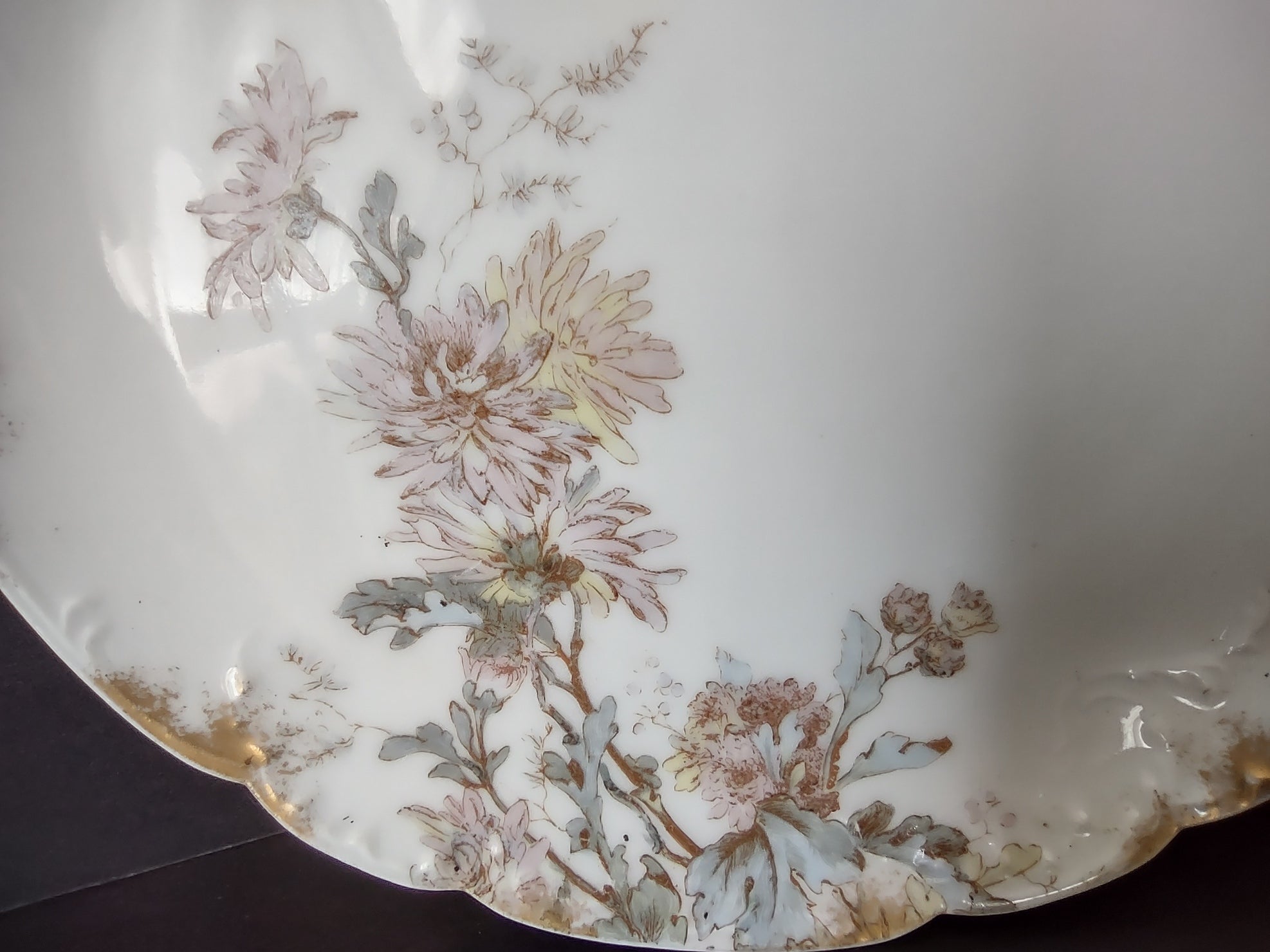 Haviland Limoges Pink Blue Gold Trim Dessert Plate (lot 969)