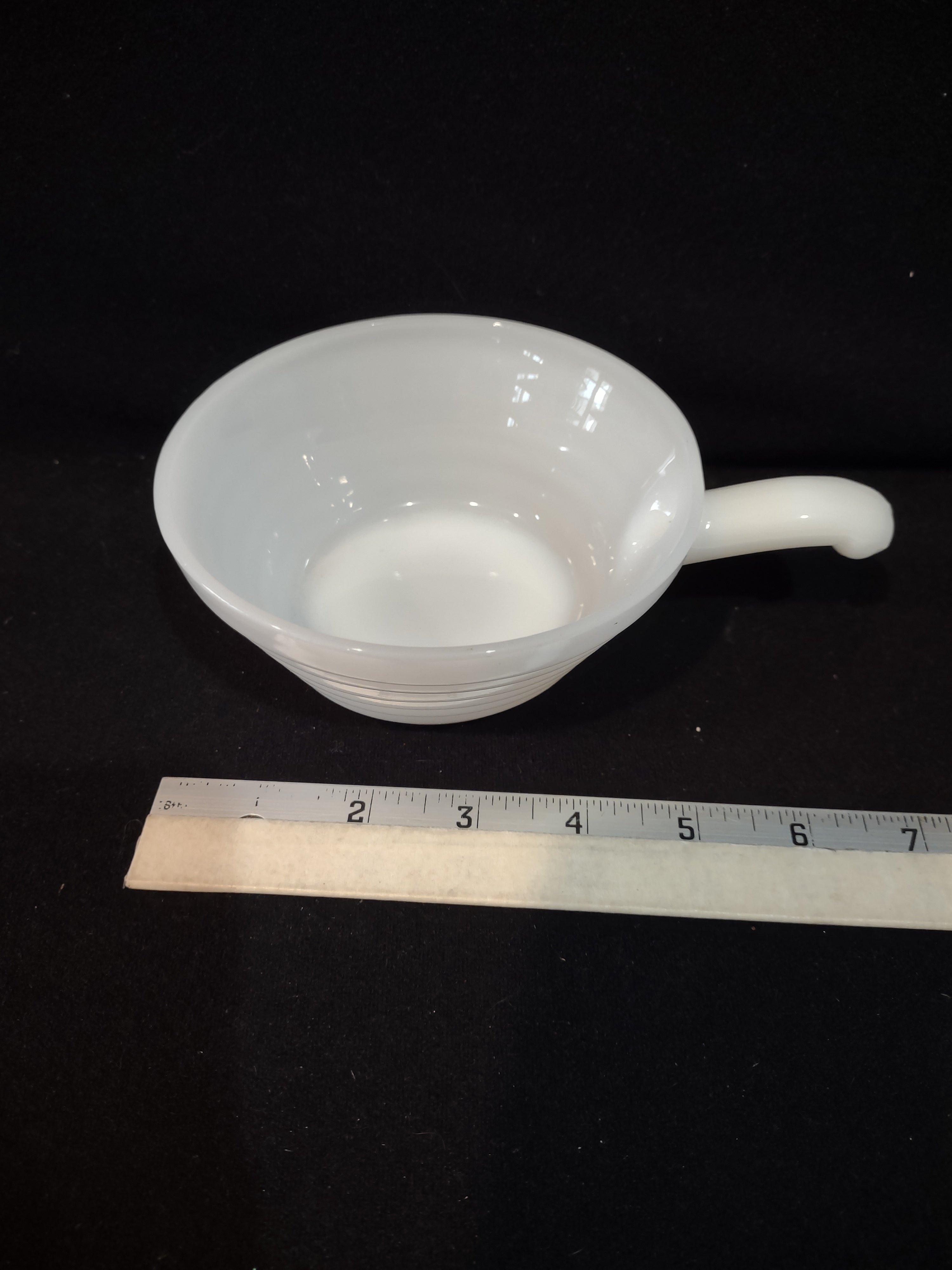 Vintage Fire King Milk Glass Soup Bowls Beehive Design Handle Set Of 3 (Lot 5344
