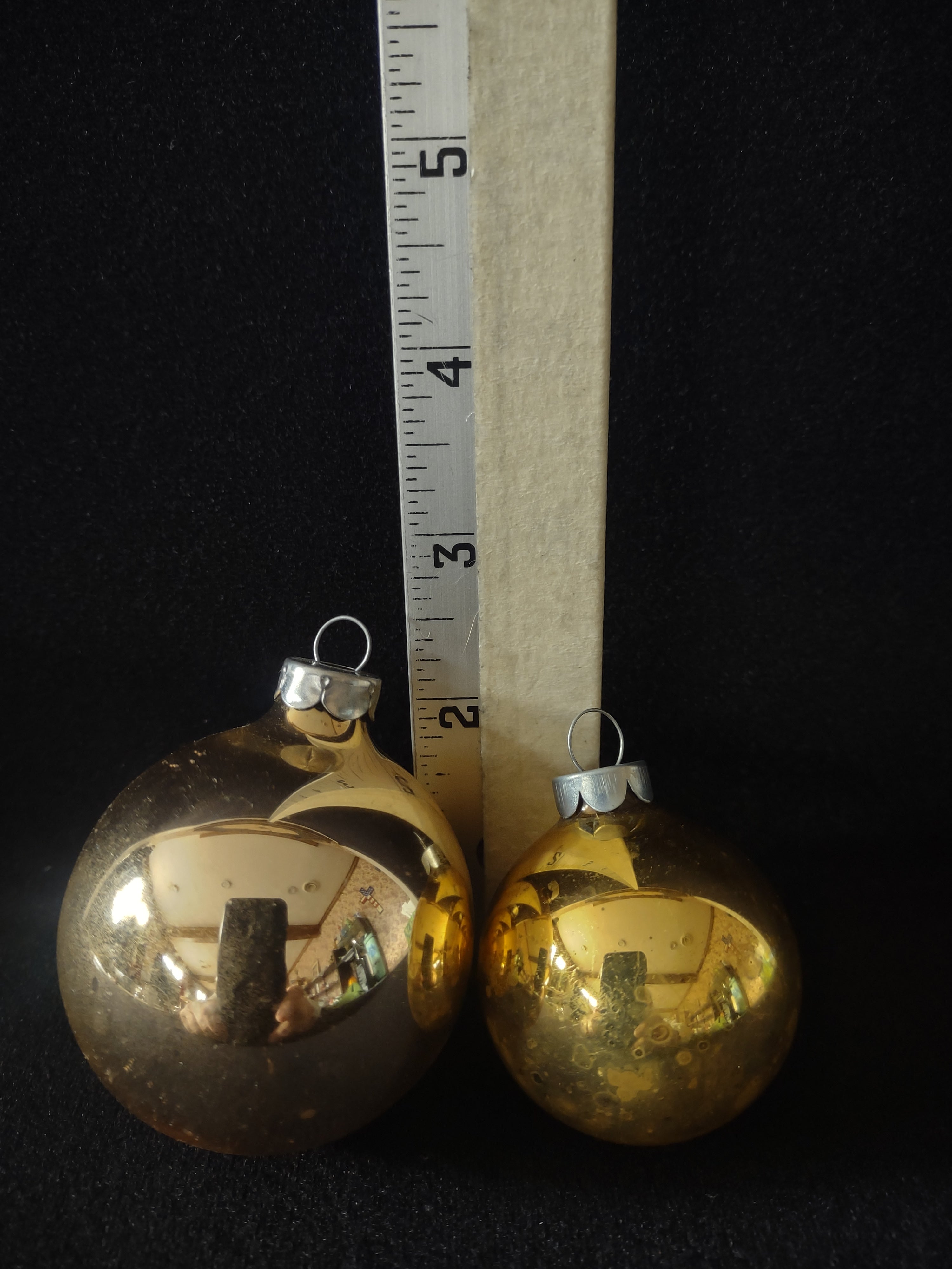 Vintage Christmas Pyramid Gold Ornament Original Box 36 Small 11 Large (Lot 4627