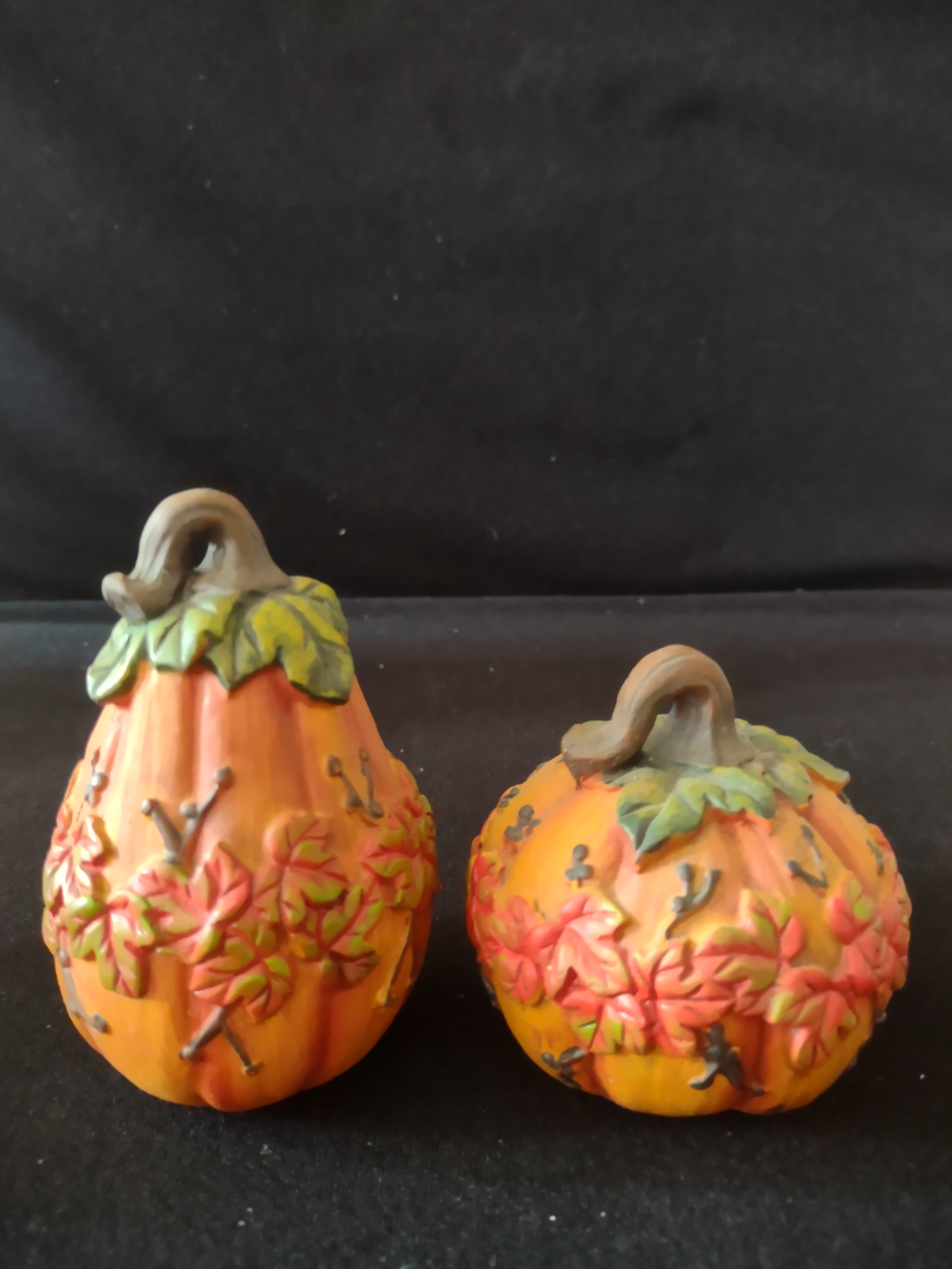 Autumn Fall Thanksgiving Resin Decorated Pumpkins (Lot 3257)
