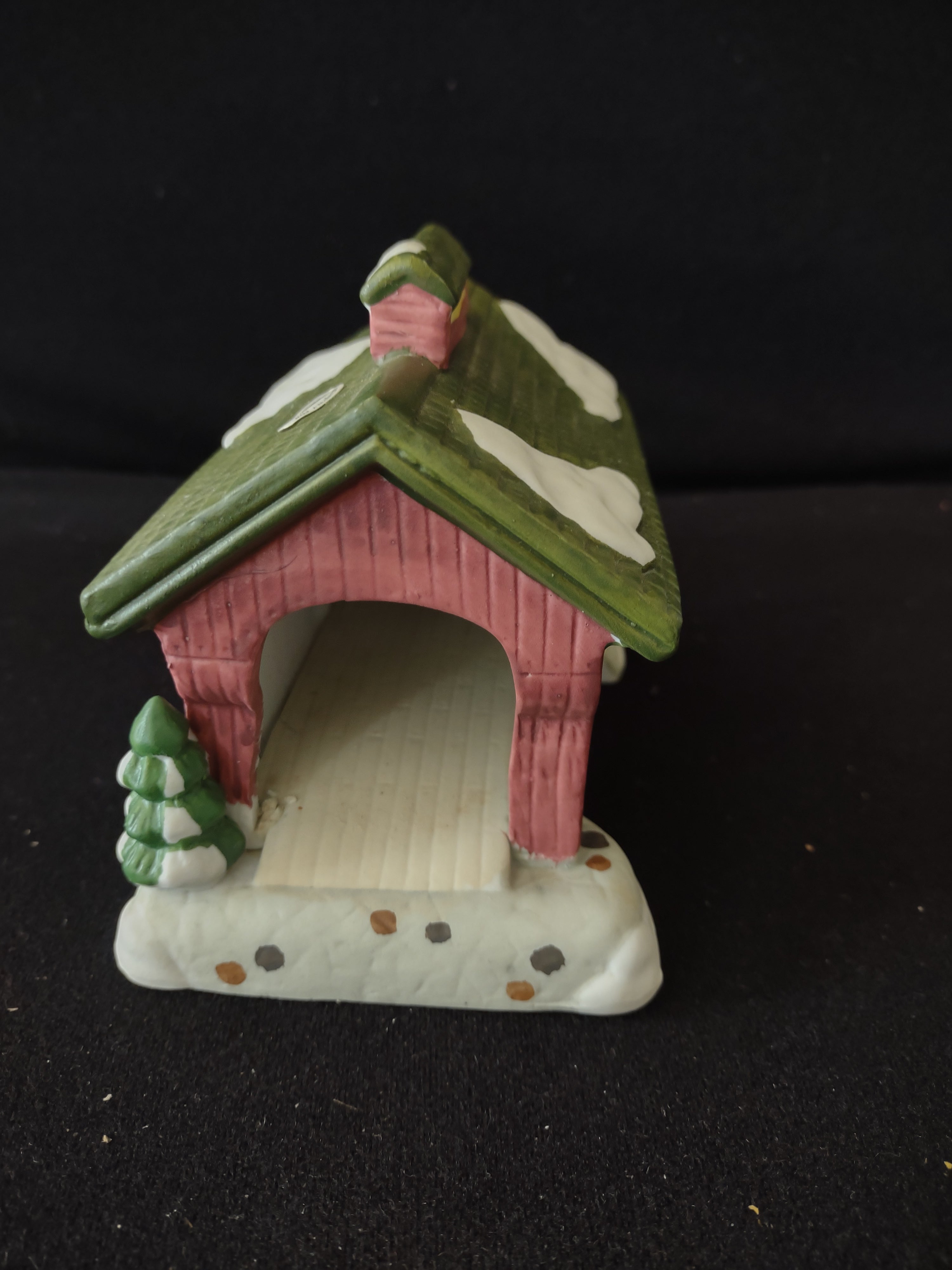 Vintage Lemax Dickensvale Collectible Porcelain Oak Ridge Bridge (Lot 3905)