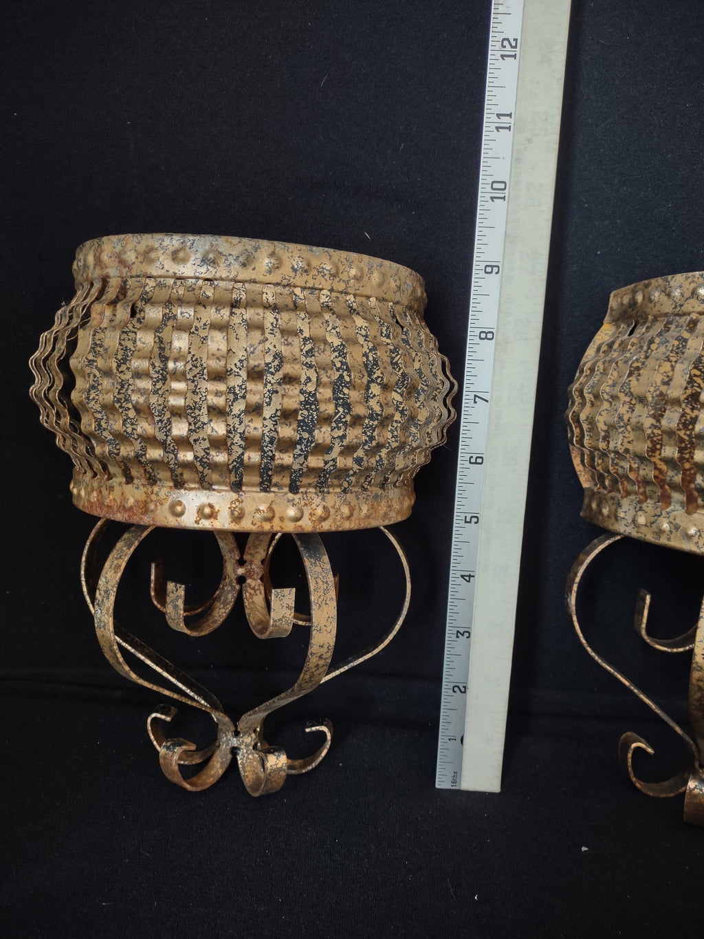 Gold Metal Wall Hanging Pocket Planter Home Interiors x 2 Some RUST (lot 2519c)