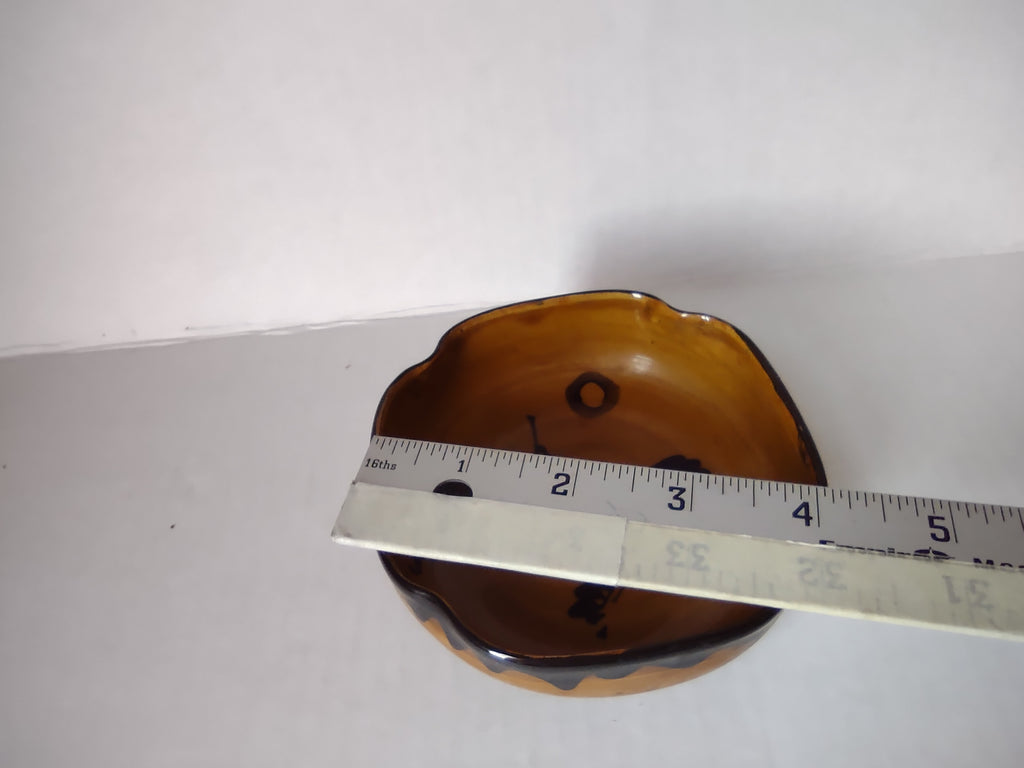 Vintage Small Ceramic Footed Bowl Brown Tippi in the Woods Theme (lot 5327)