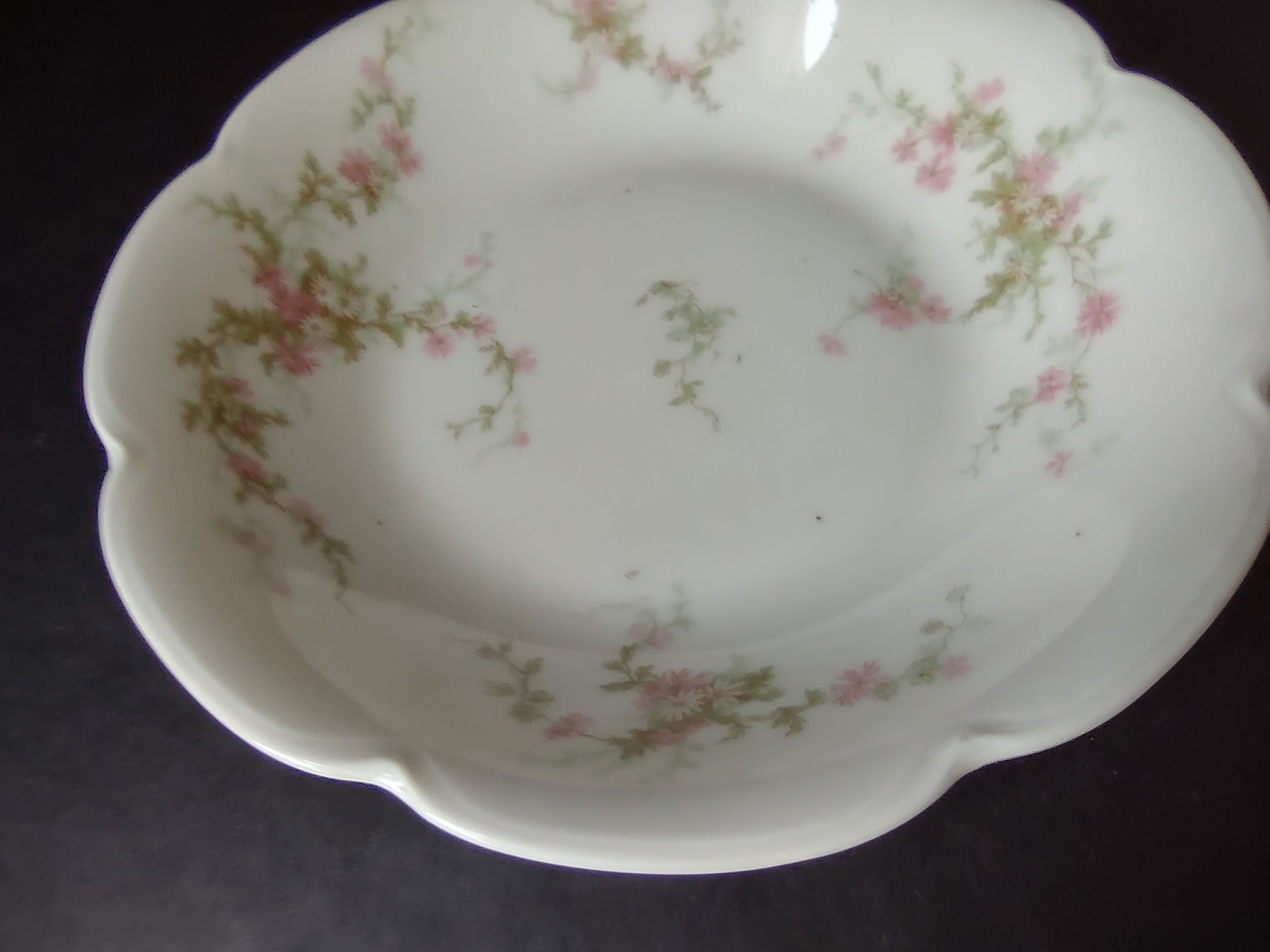 Haviland Limoges Cream Soup Plate Pink Thistle & Daisy (lot 883)