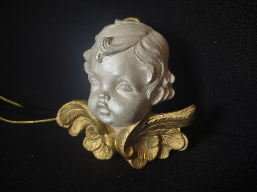 Scioto 1987 Vintage Cherub Ceramic Christmas Ornament (lot 1616)