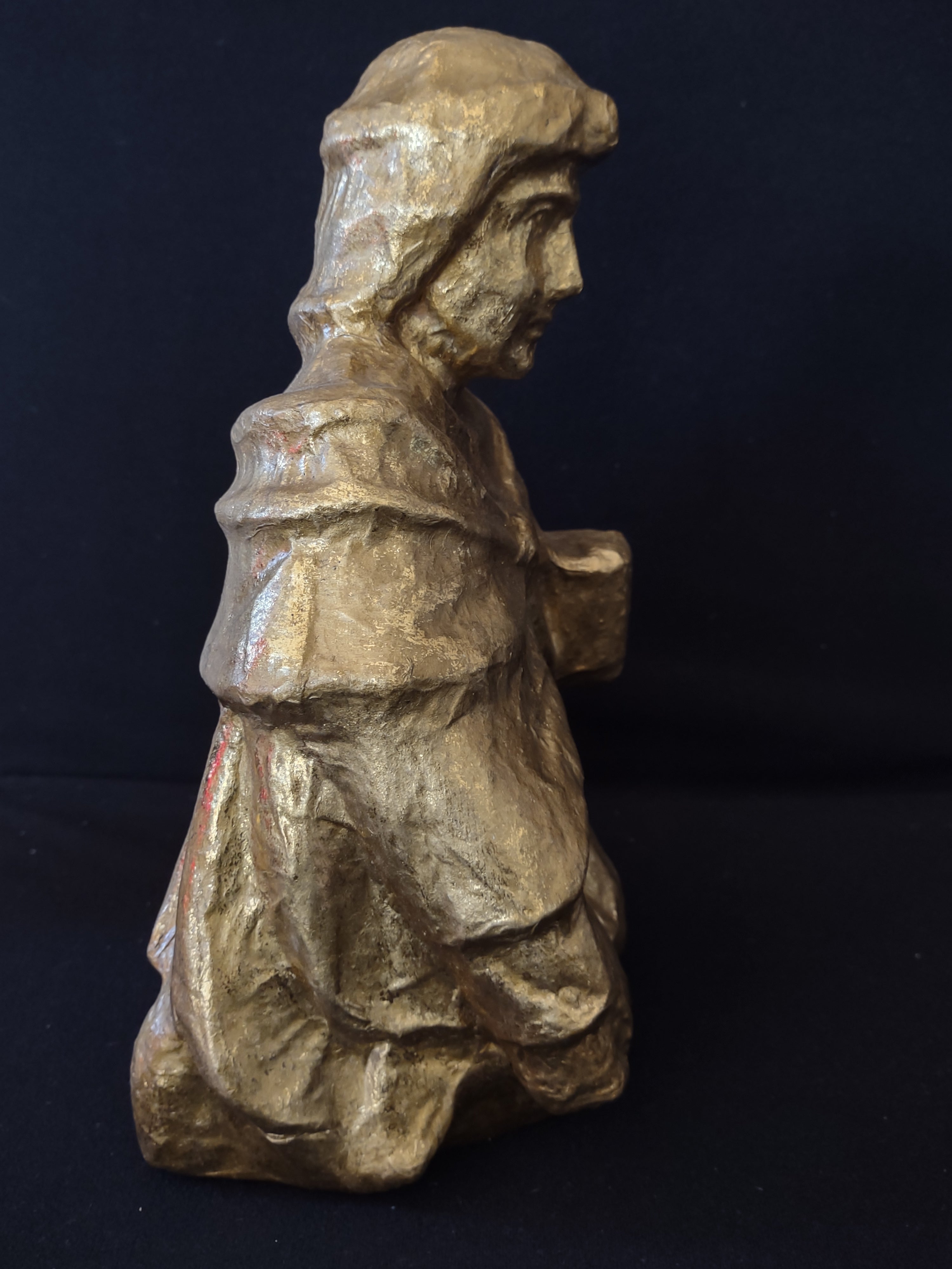 Vintage Christmas Paper Mache Gold Kneeling Wise Man (Lot 4817)