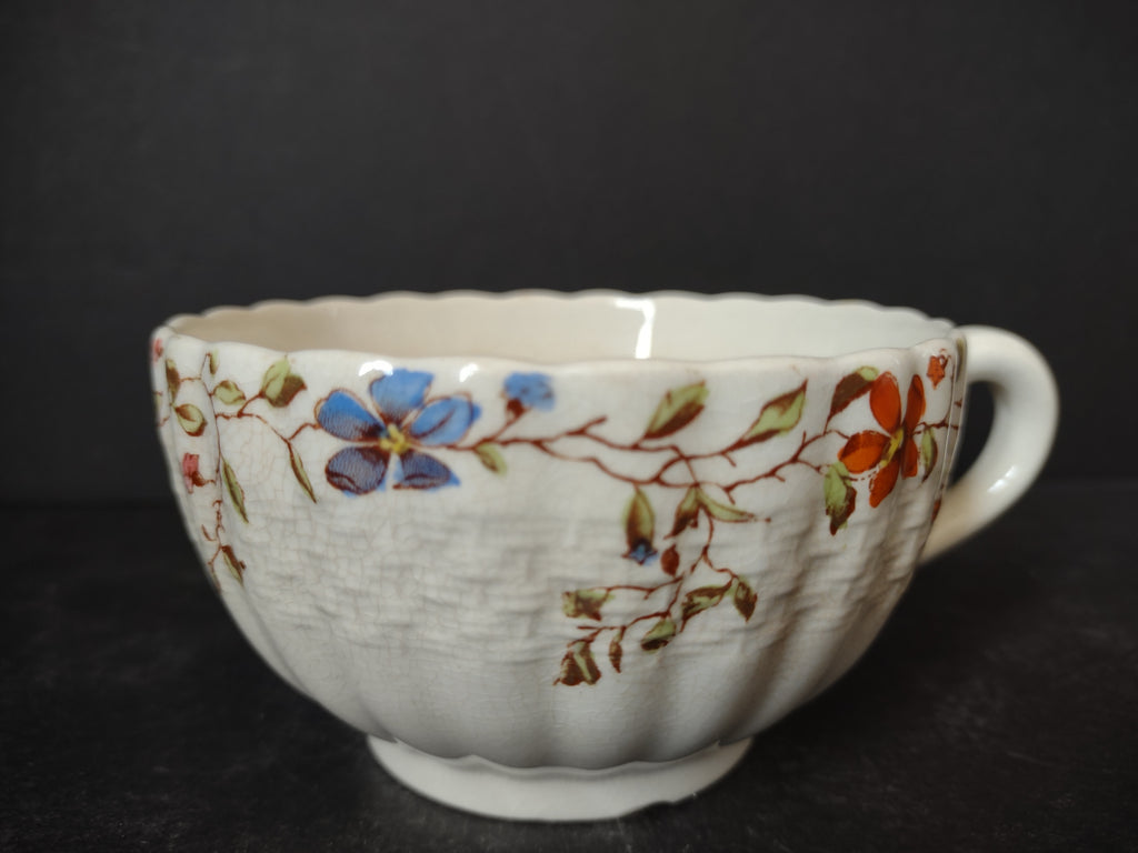 Vintage Copeland Spode Teacup Wicker Dale CRAZING English Countryside (Lot 5770)
