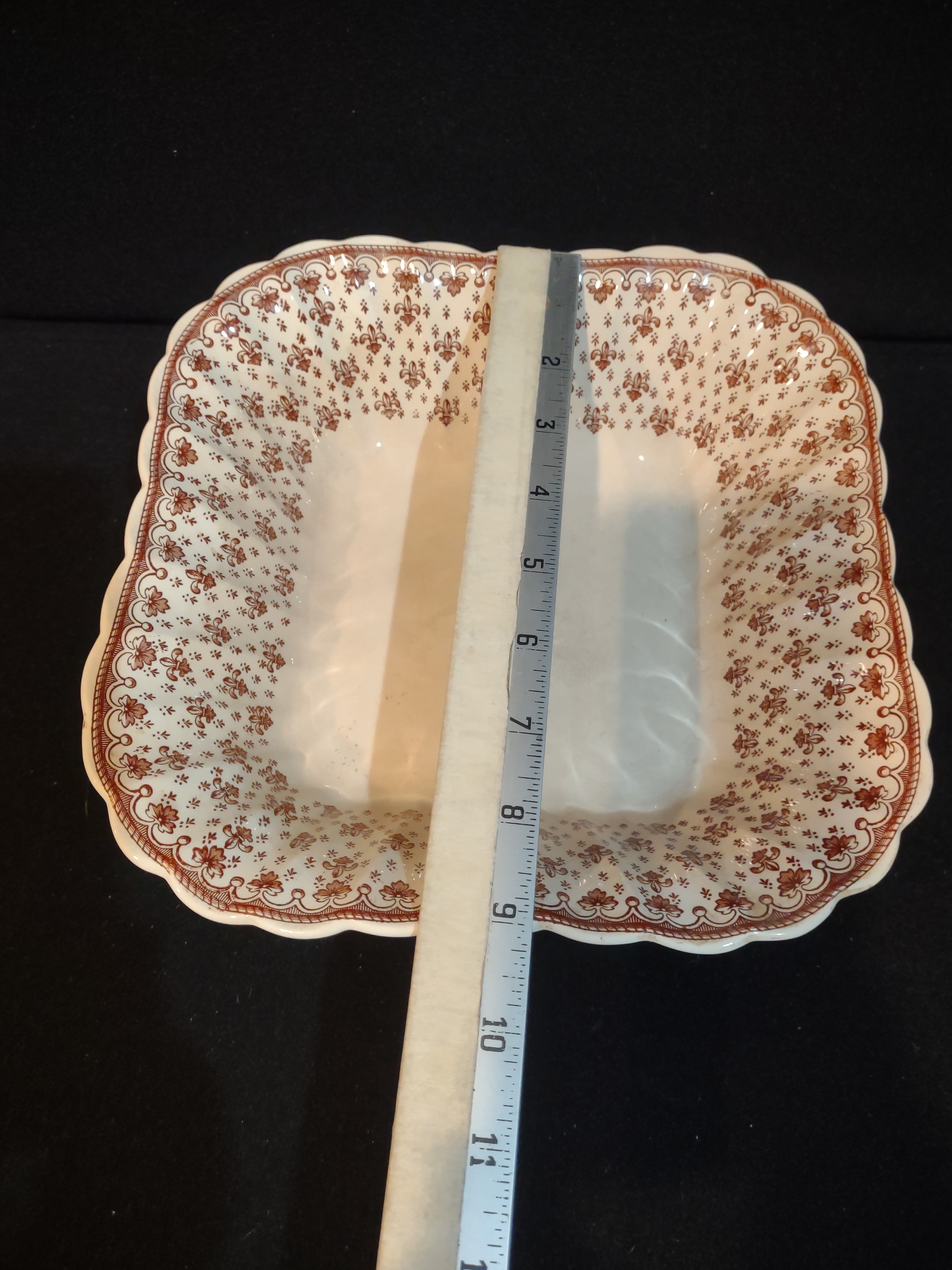 Vintage Spode Fleur-De-Lis Serving Bowl Brown Countryside Ironstone (lot 5755)