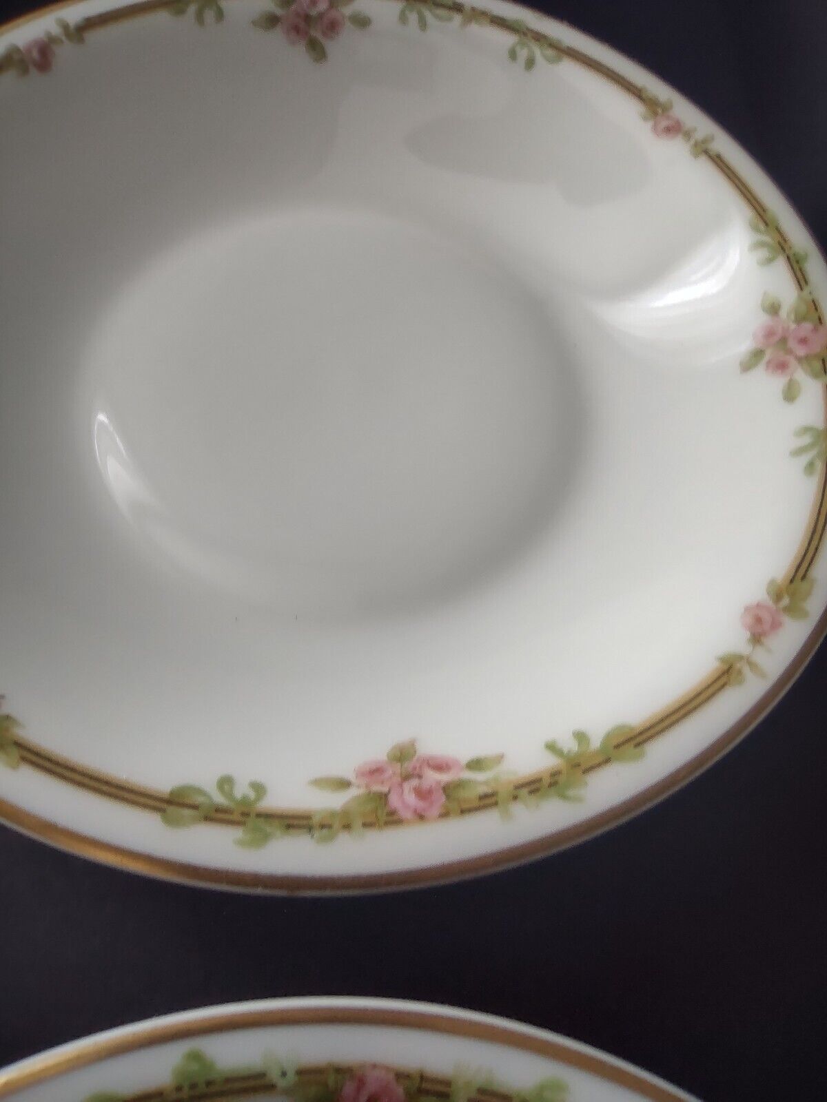 Haviland Limoges Schleiger 625 A Red Rose 6 x Coupe Salad Plate 7-1/2" (lot 537)