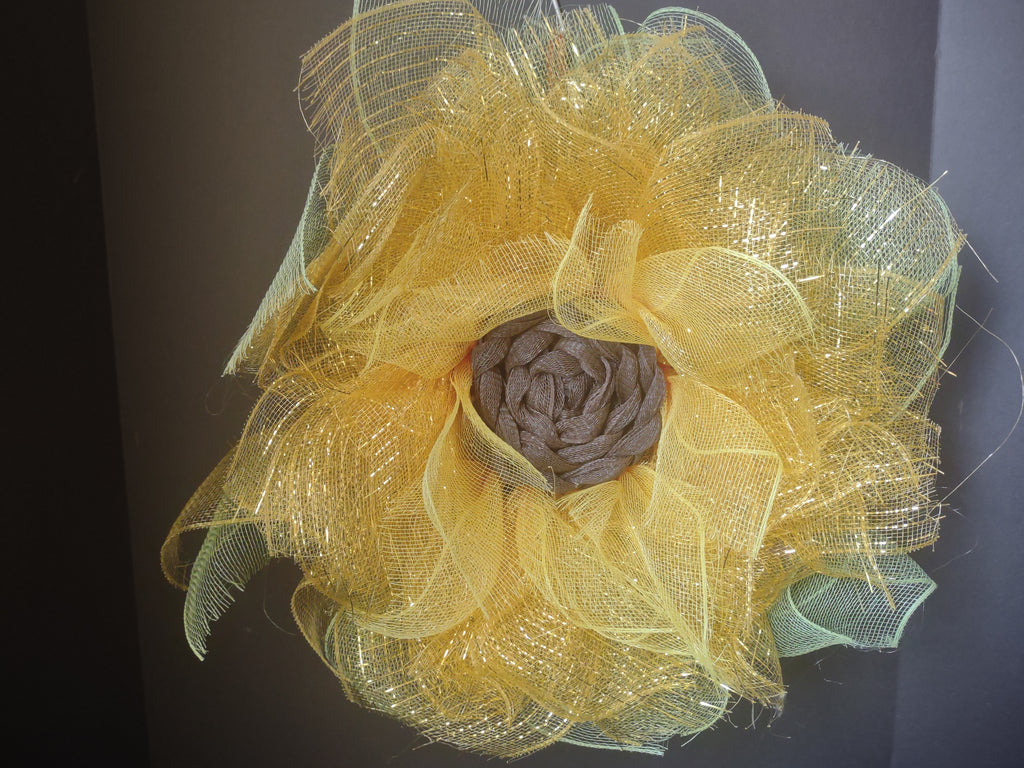 Handmade Spring Summer Sunflower Wreath Mesh Ribbon Yellow 18" (lot 1479)