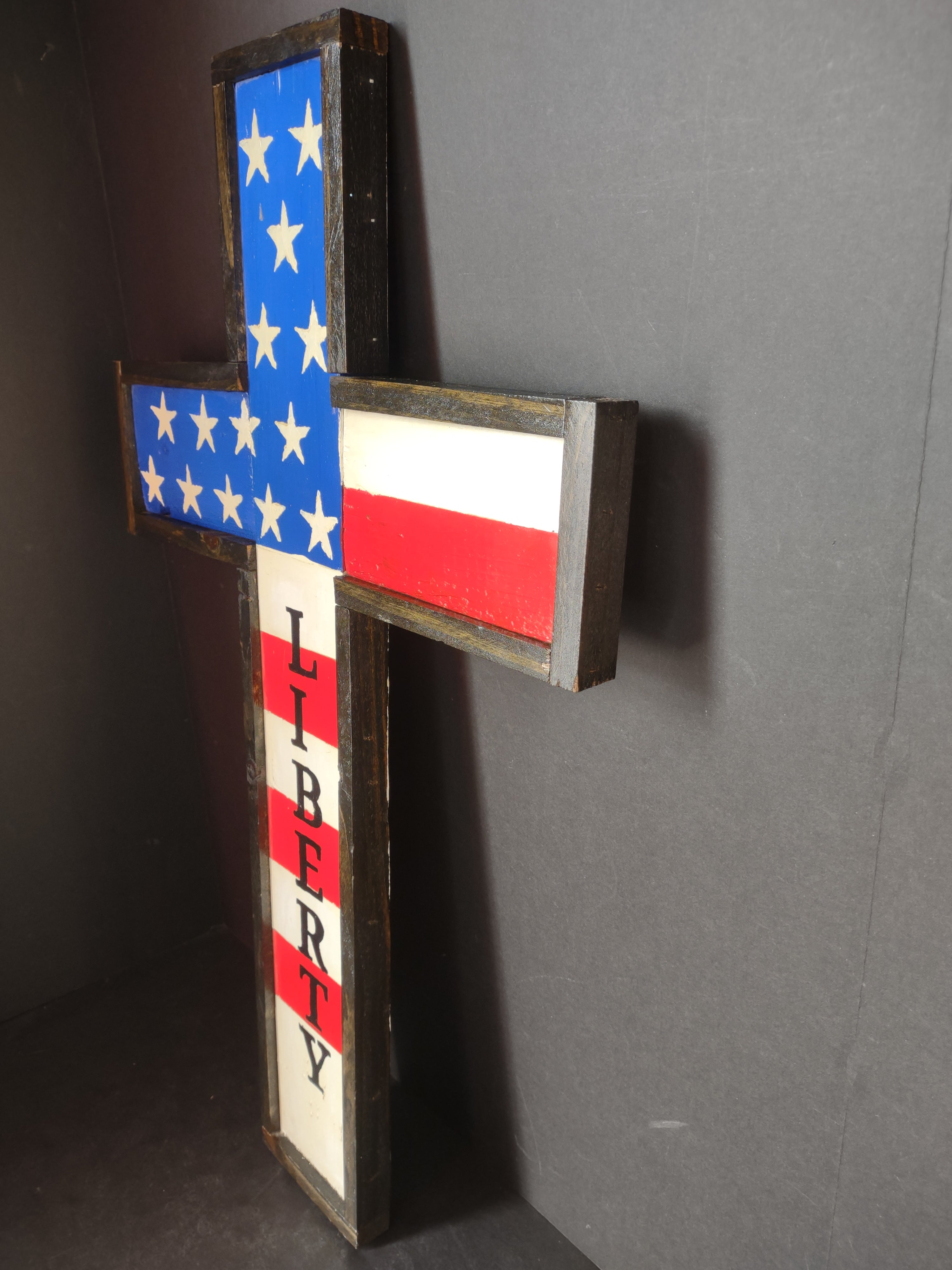Handmade Patriotic Stars American Wooden Cross 27" x 17" (lot 3378)
