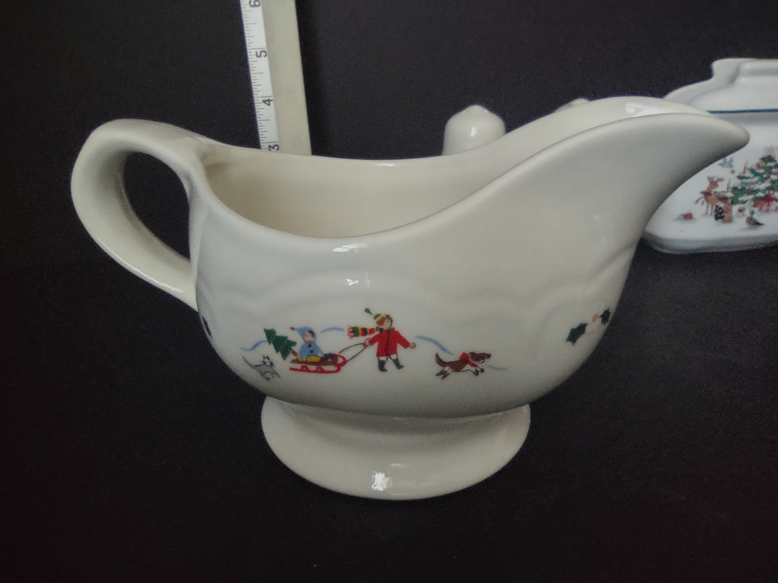 Pfaltzgraff Christmas Gravy Bowl Napkin Holder Salt Pepper Holder (lot 1160)