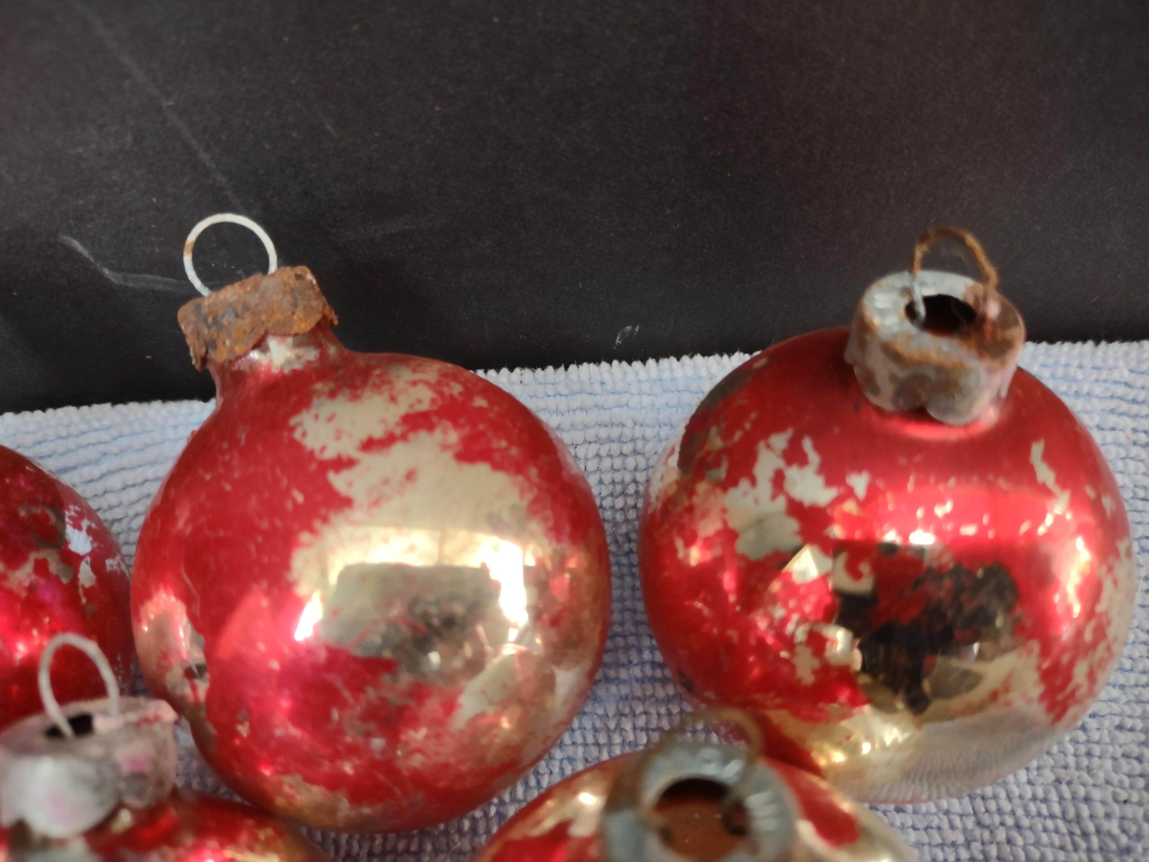 Vintage Christmas Ornament Red Bulb x 10 Shiny Brite 2" IMERFECT (lot 3454)