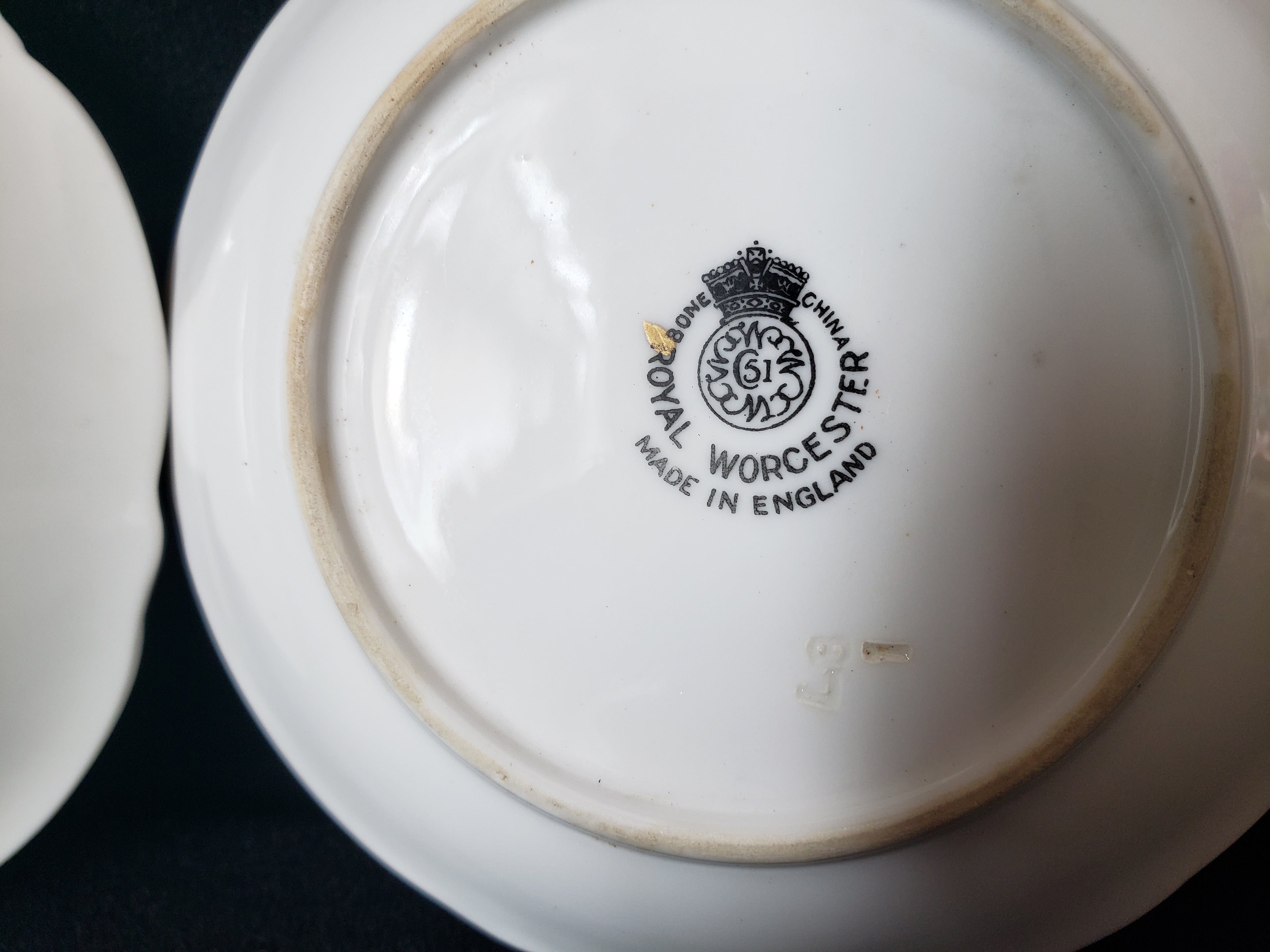 Vintage Royal Worcester Set 2 Coaster Small Dish Gold Trim 4"(lot 2070)