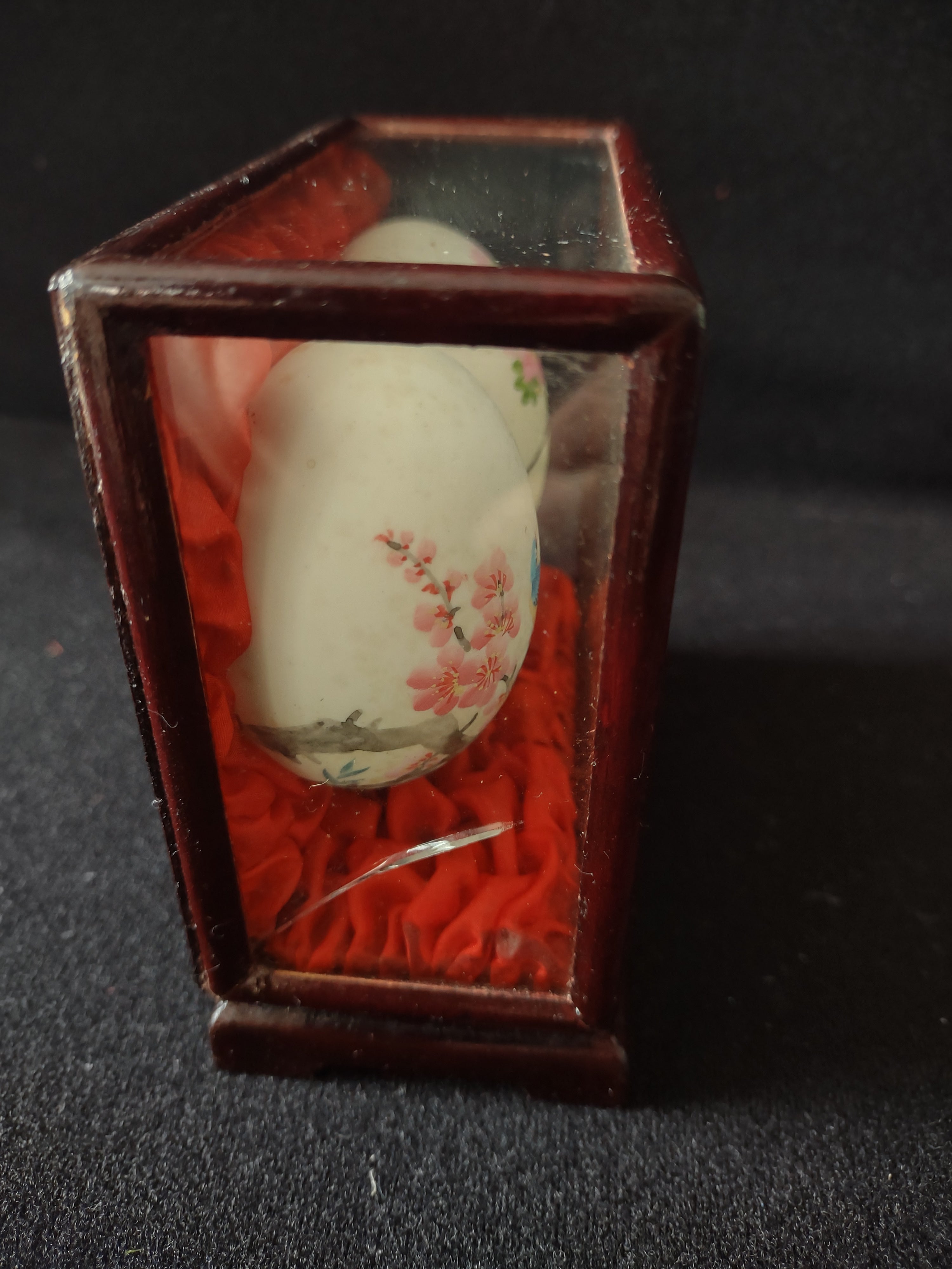 Vintage Hand Painted Oriental Easter Eggs Glass Wood Display IMPERFECT (Lot 5065