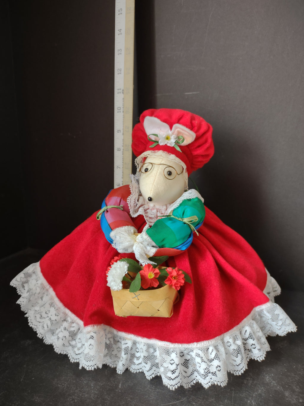 Vintage Christmas Easter Mouse Mice Dressed Up with Flower Basket (lot 5257)