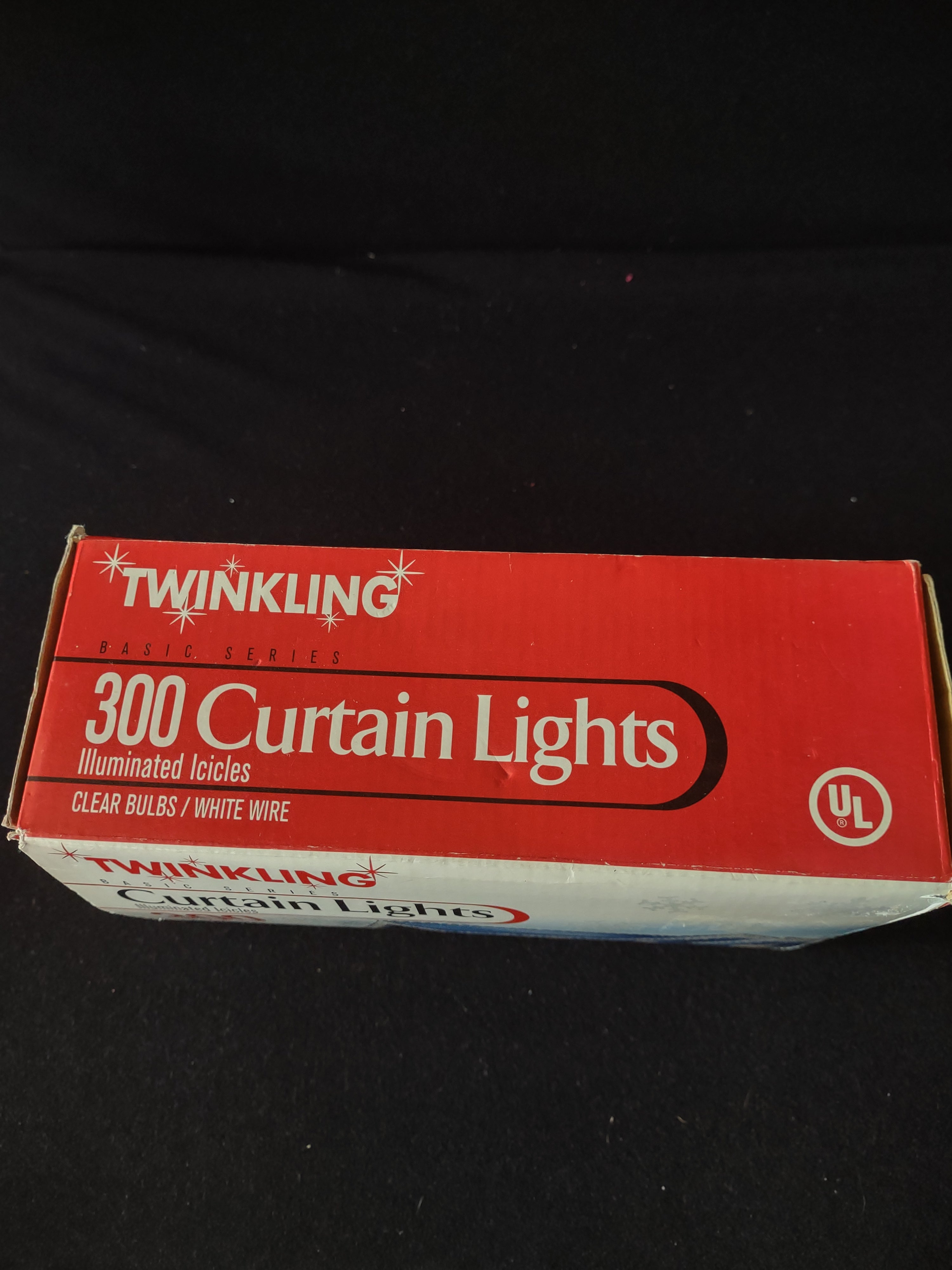 Christmas 300 Curtain Clear 18 Ft Each Twinkle Icicle 2 Boxes (Lot 4193)