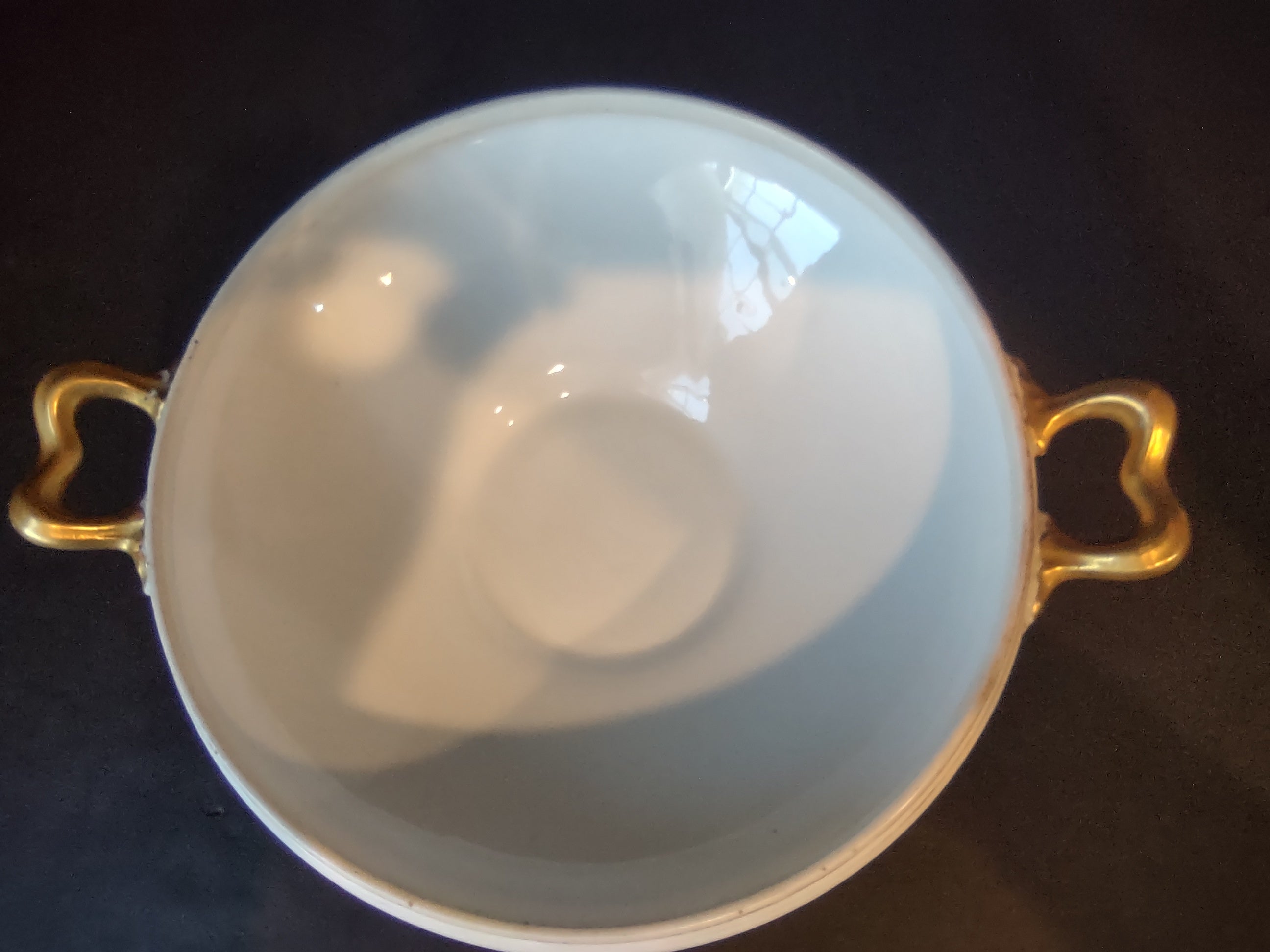 Wm. Guerin Limoges Round Serving Tureen NO LID White Gold Trim (lot 1079)