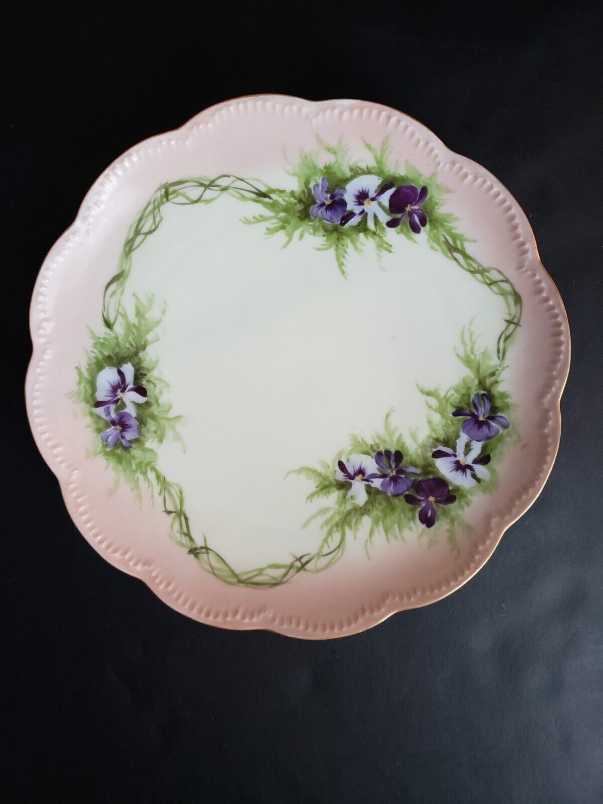 Haviland Limoges Raised Edge Pansy Trim Pink Dessert Plate (lot 648)