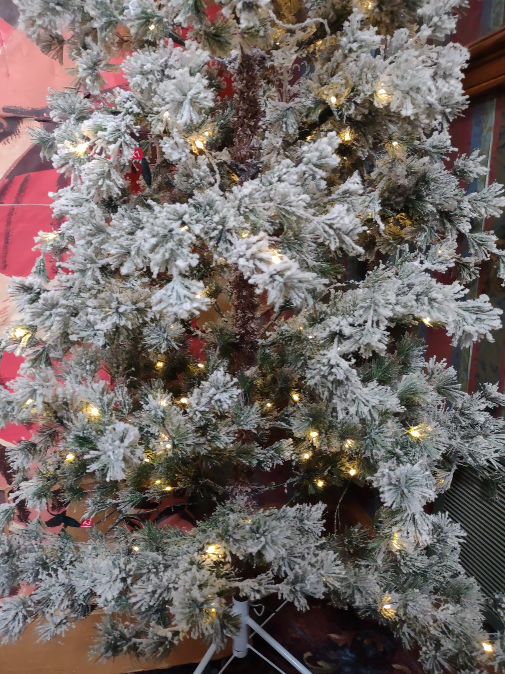 Christmas Tree Green Flocked LED White Light 6-1/2" (lot 3488)