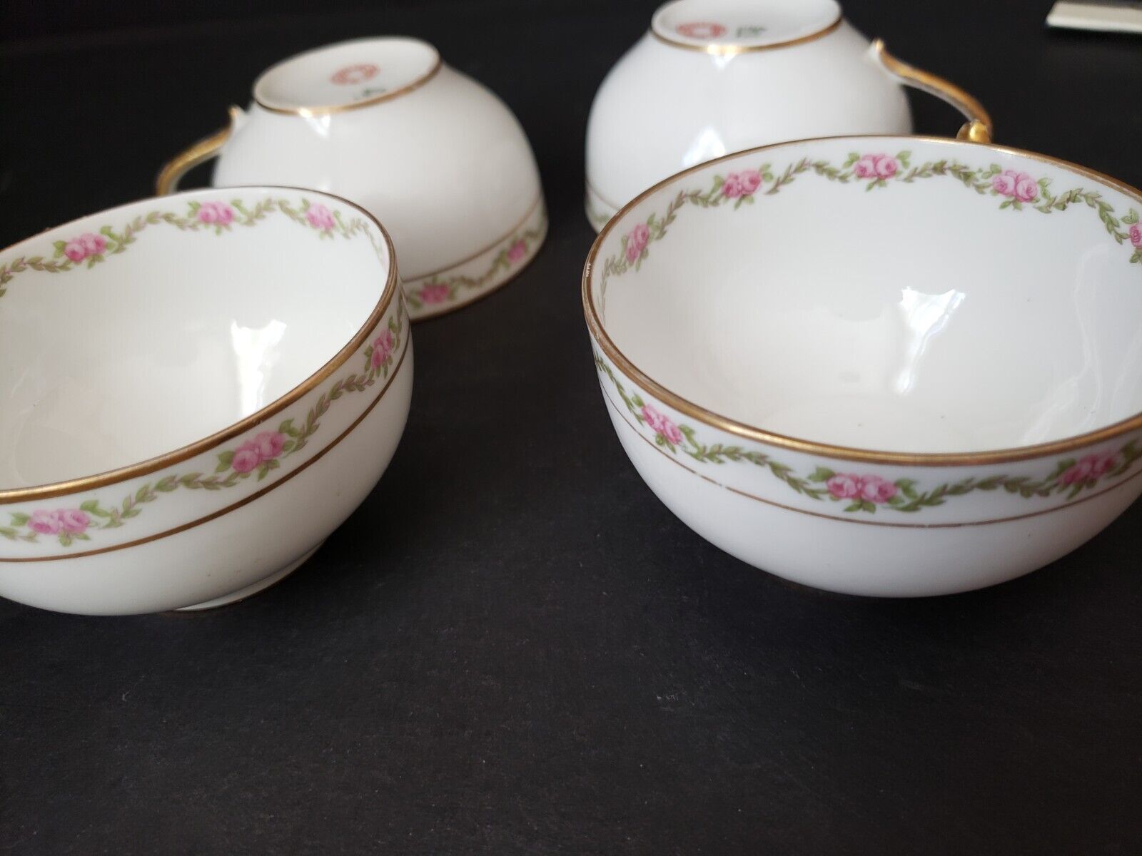 Haviland Limoges France 4 x Teacup Rose Garland Gold Trim (lot 615)