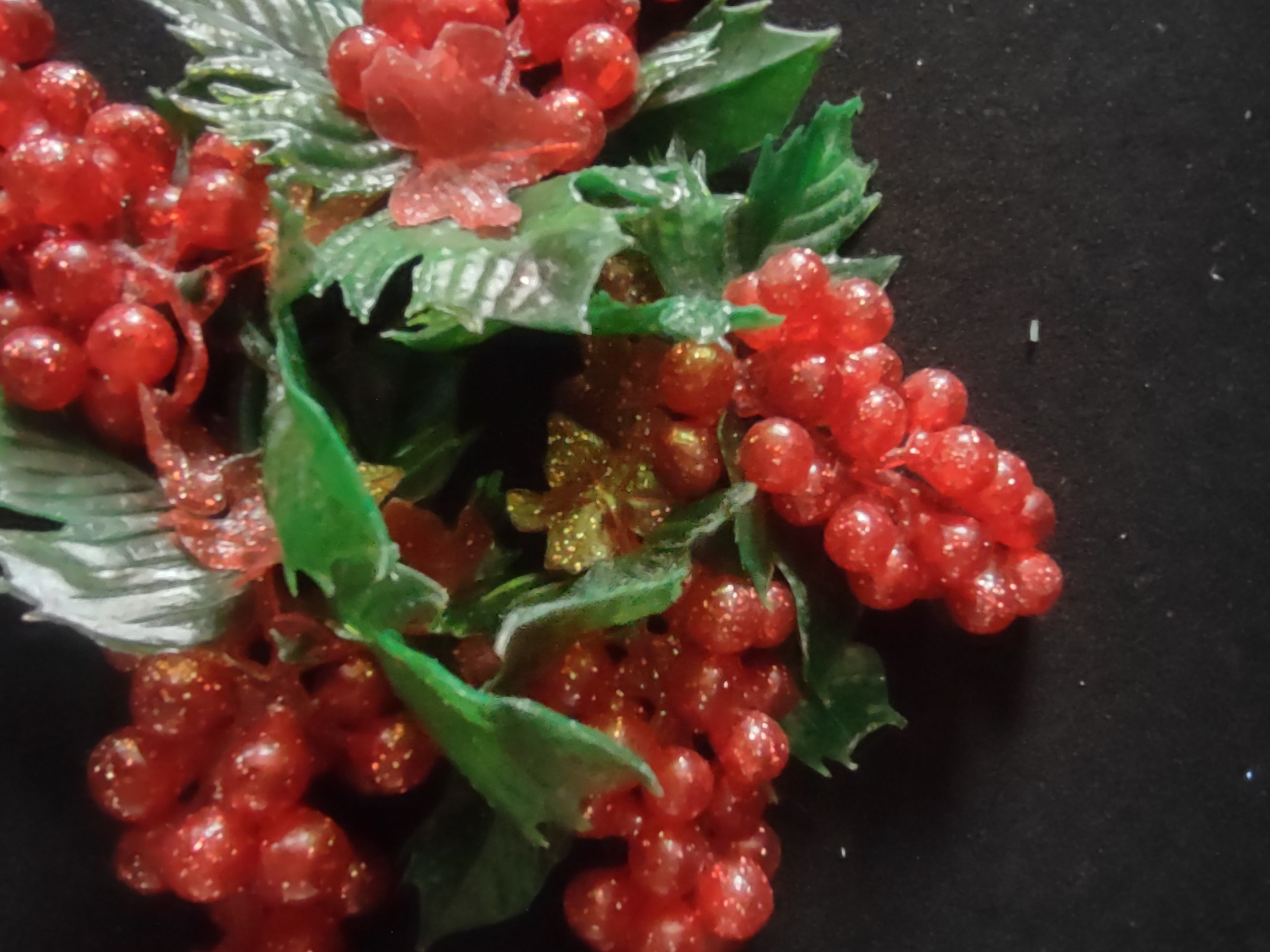 Vintage Christmas Plastic Red Grapes 8" Candle Ring 2.5" Opening (Lot 4771)