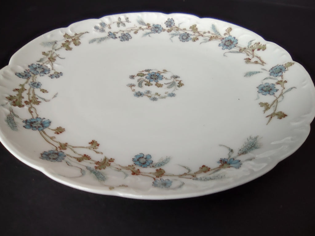 Haviland Limoges Dessert Plate Blue Flower French Chic (lot 994)