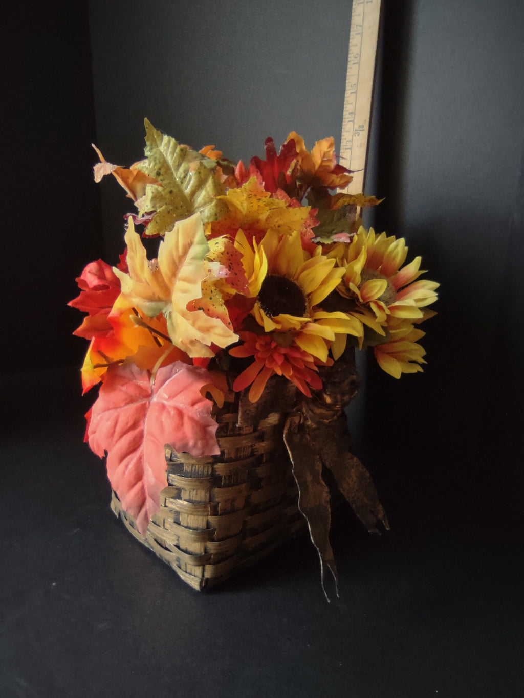 Angel Cupid Hanging Basket Fall Farmhouse Sunflower Halloween (lot 3072)