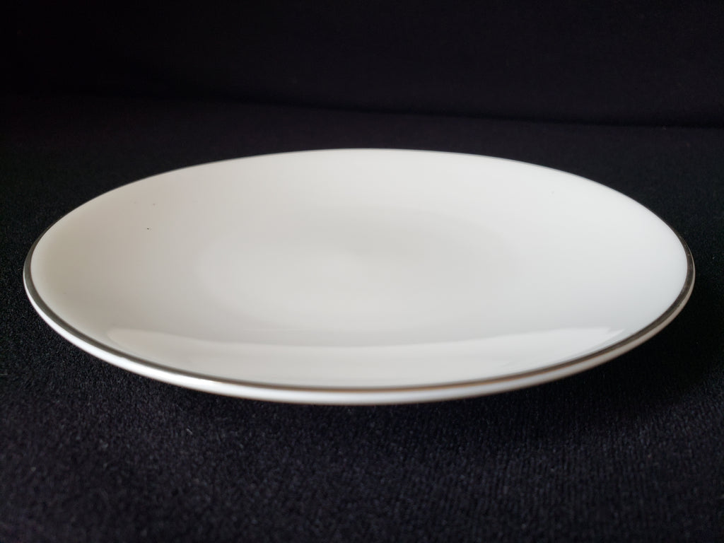 Vintage Royal Worcester White Silver Trim Bread or Dessert Plate 6" (lot 2108)