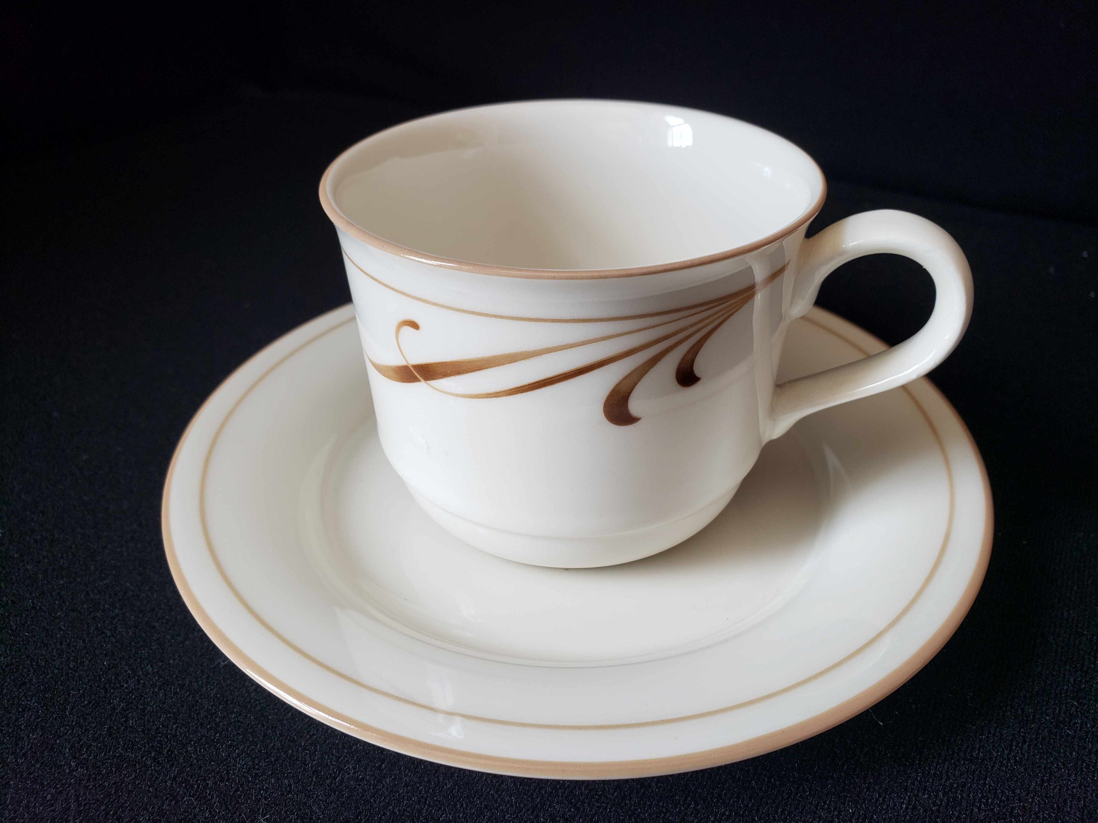 Vintage Lenox Beige Brushstrokes Tea Cup with Saucer (lot 1943)