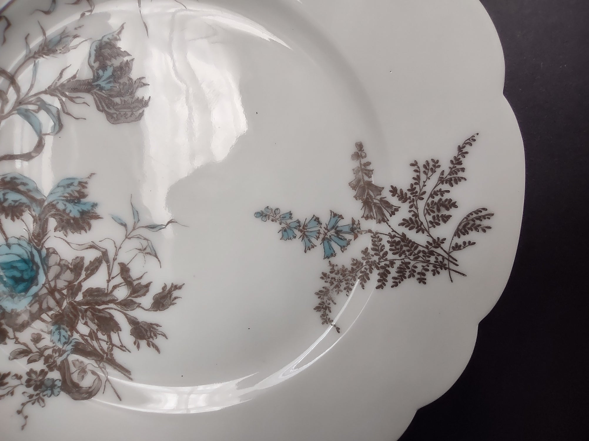Antique Haviland Limoges Blue Flower Fern Luncheon/Salad Plate 8-1/2" (lot 958)