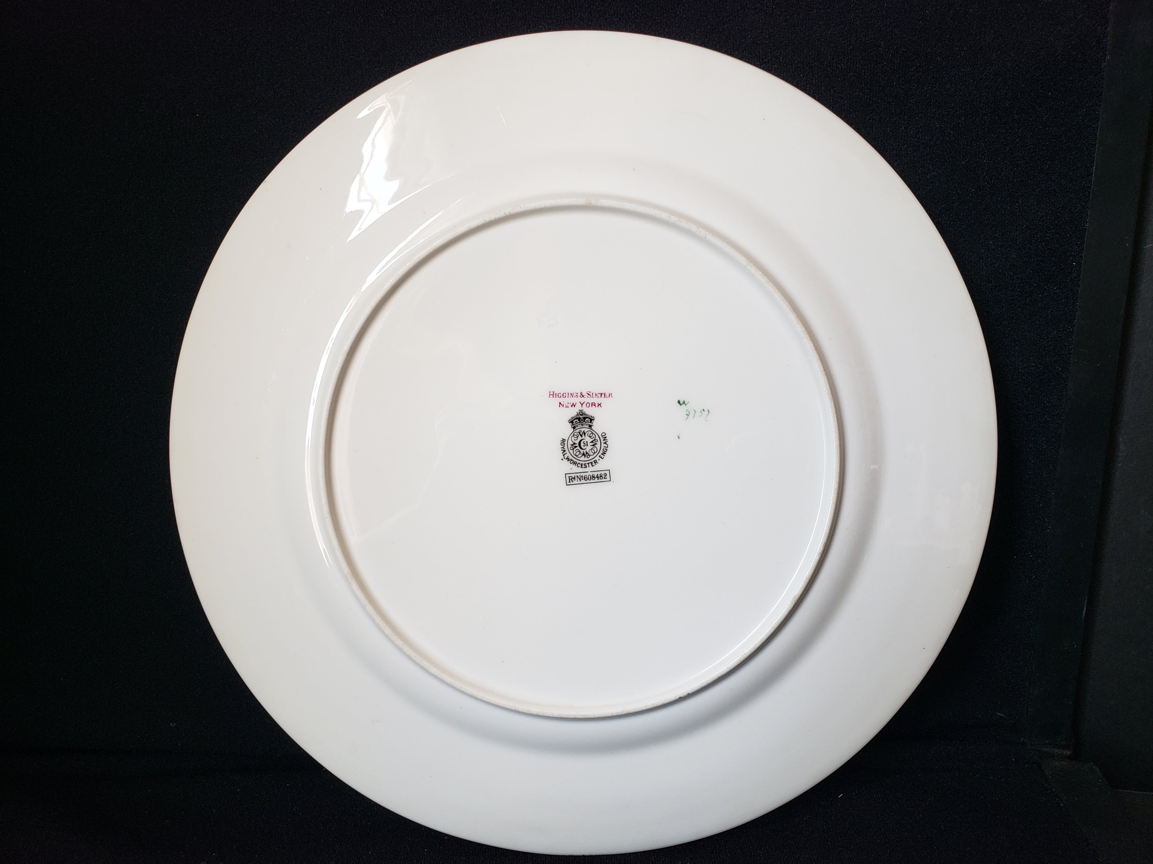 Vintage Royal Worcester Higgins Sieter Butterfly Dinner Plate 10" (lot 2126)
