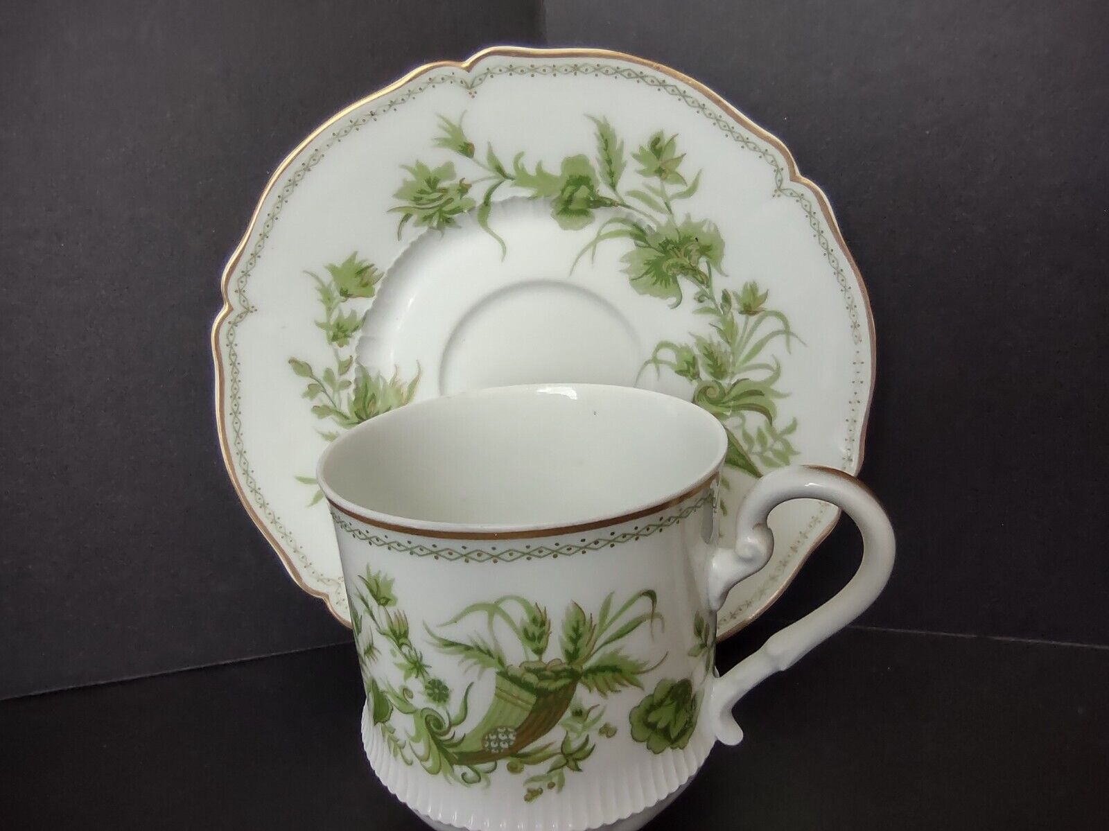 Haviland Limoges France Carette Teacup & Saucer Green Design (lot 735)