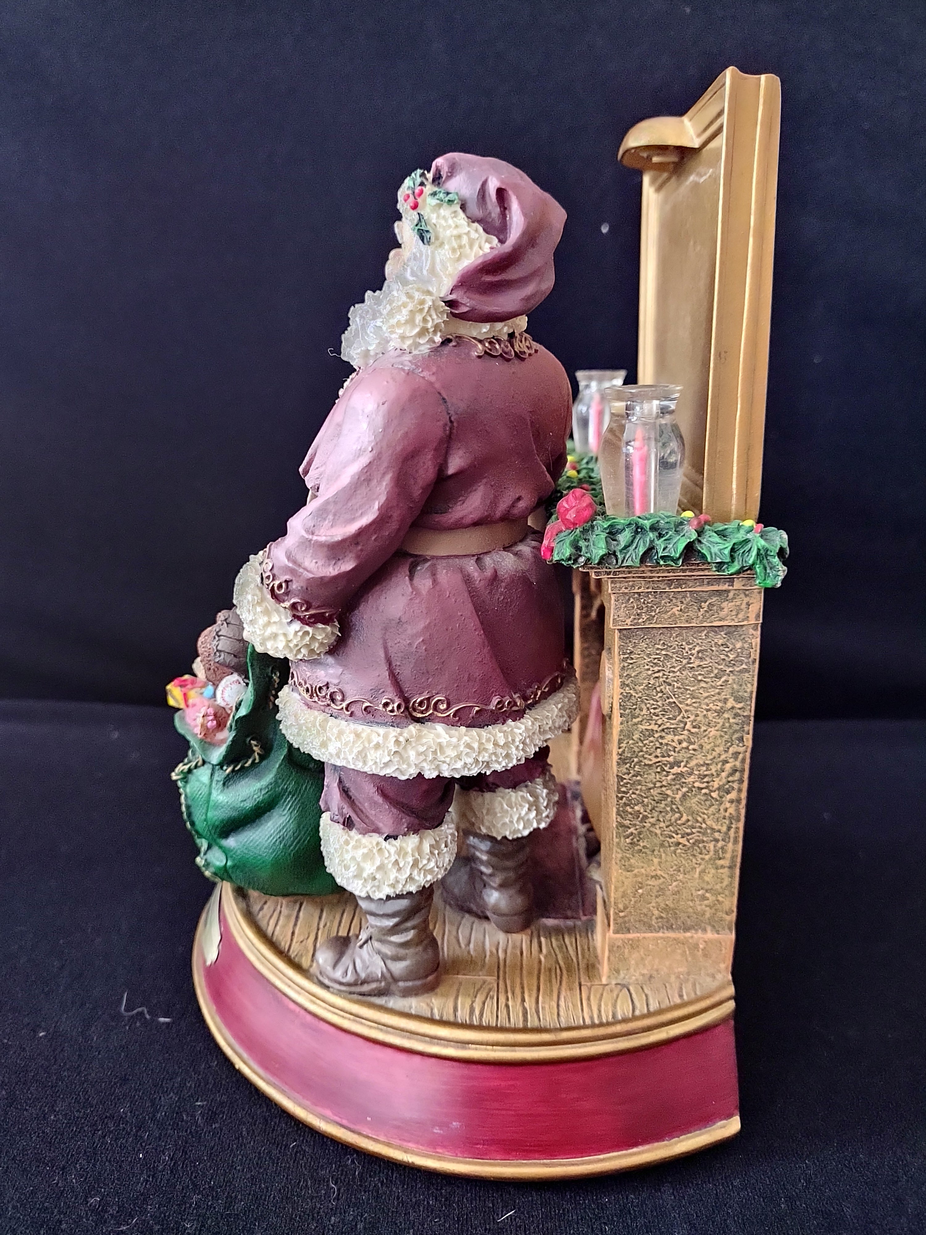 Vintage 2003 Thomas Kinkade Light Up The Holidays Flickering Fireplace (Lot 4077