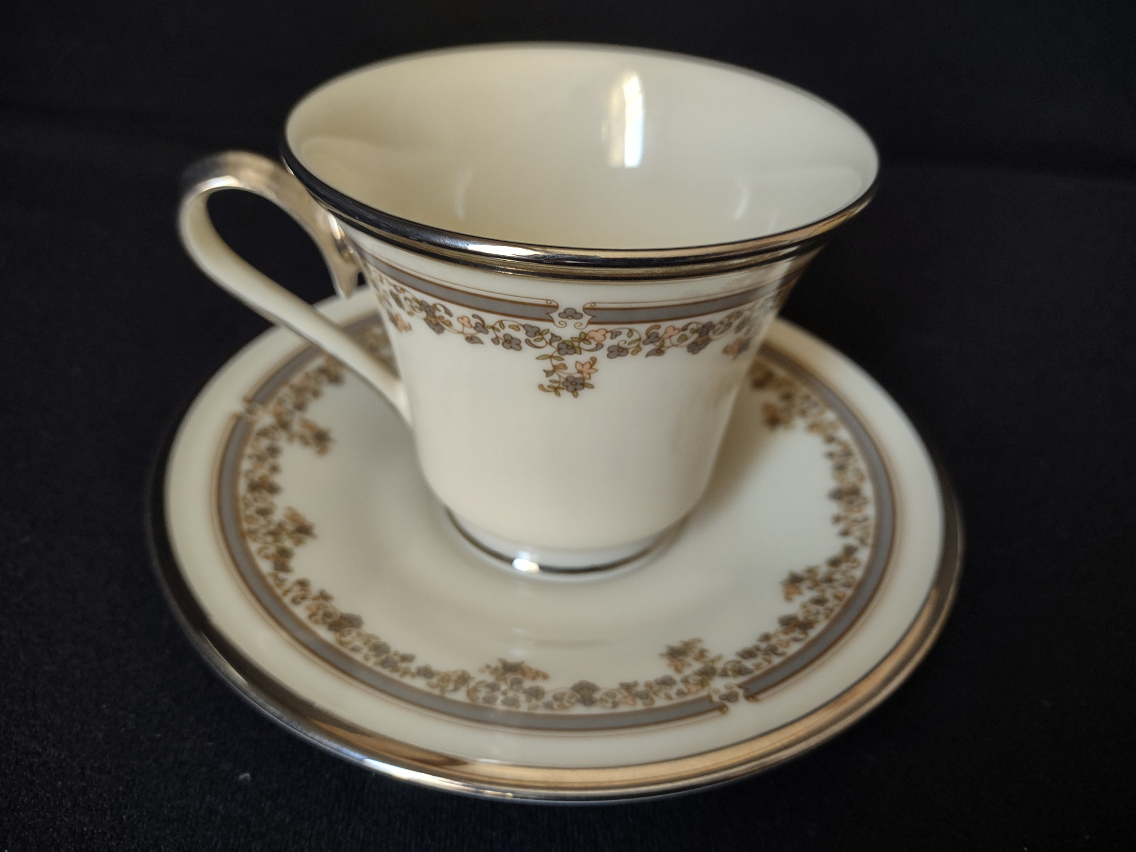 Vintage Lenox Lace Point Tea Cup with Saucer (lot 1807)