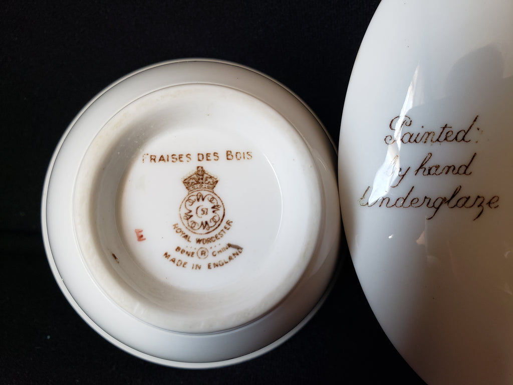 Vintage Royal Worcester Fraises Des Bois Tea Cup with Saucer (lot 2133)