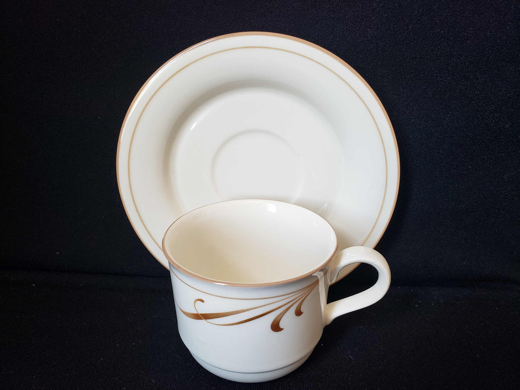 Vintage Lenox Beige Brushstrokes Tea Cup with Saucer (lot 1943)