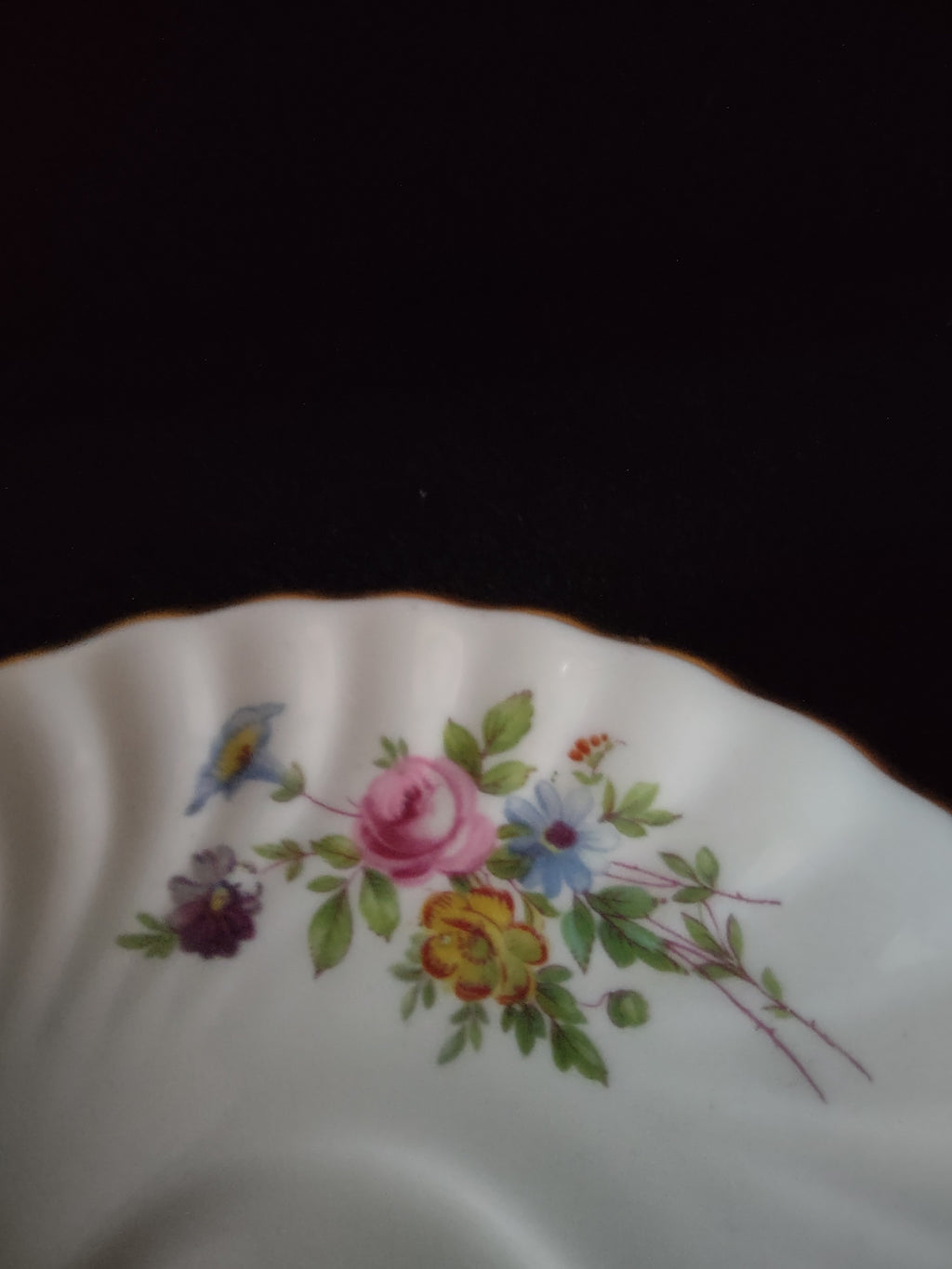 Vintage Minton Marlow Saucer Bone China Floral Scalloped (Lot 5506)