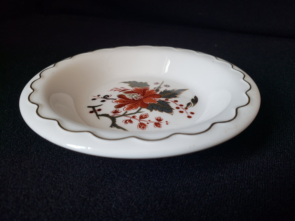 Vintage Royal Worcester Lynbrook" 4-1/2" Small Plate (lot 2054)
