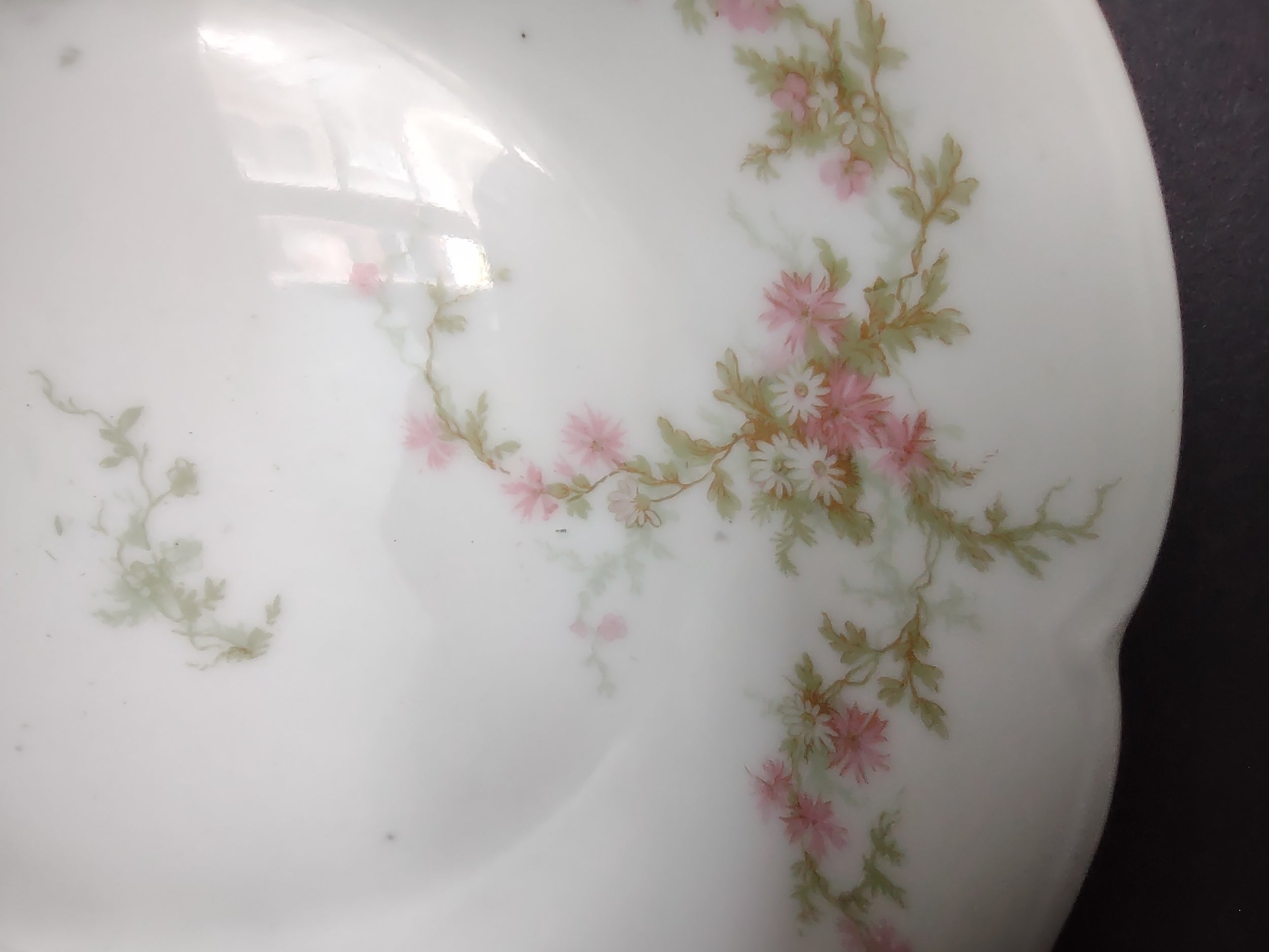 Haviland Limoges Cream Soup Plate Pink Thistle & Daisy (lot 883)