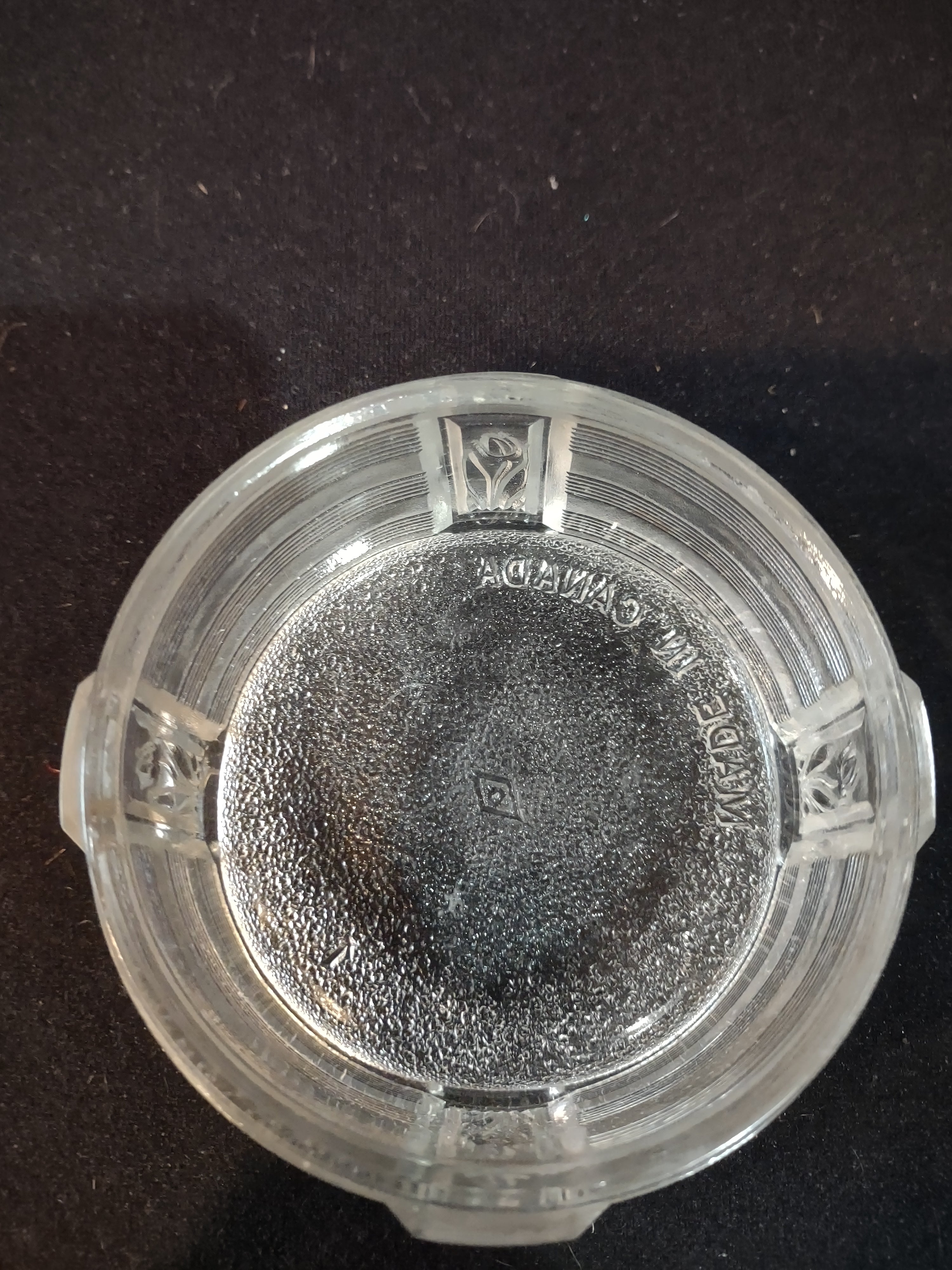 Vintage Art Deco Glass Powder Vanity Jar Ribbed Lines Embossed Tulip (Lot 5342)