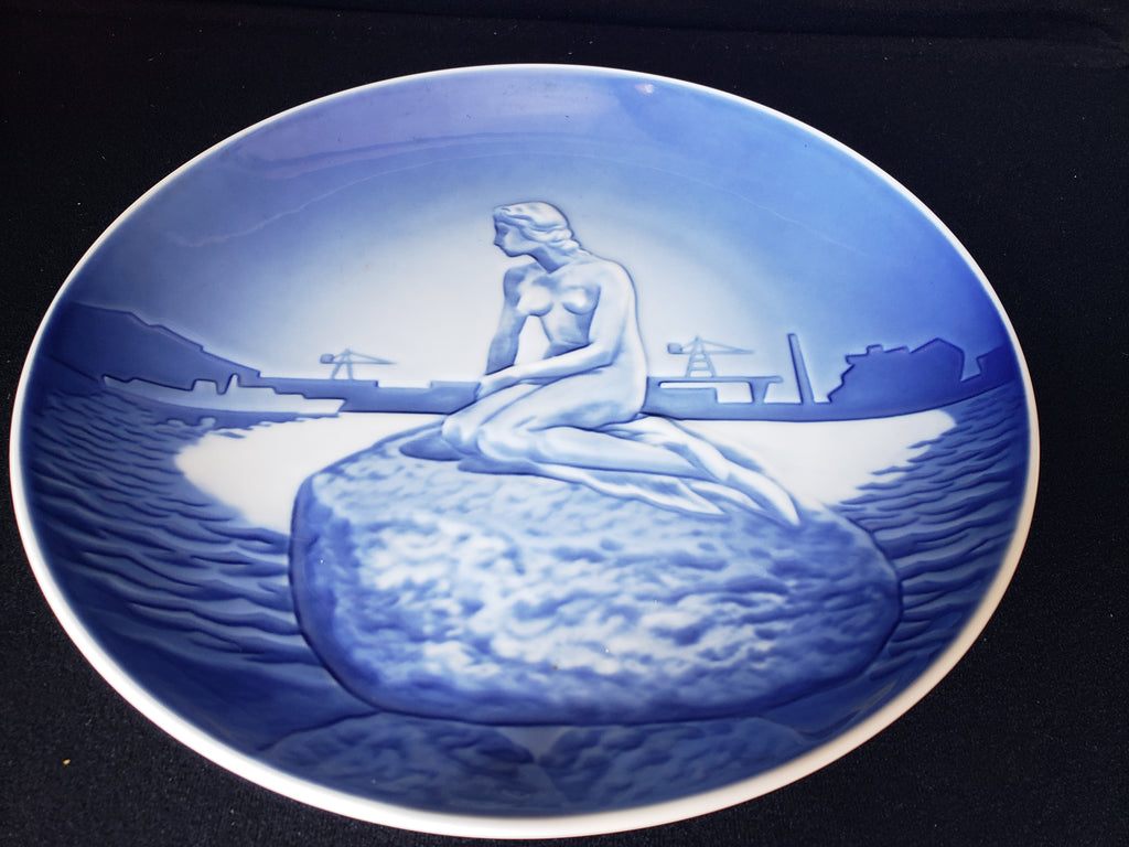 B & G Copenhagen Porcelain Wall Plate The Little Mermaid (lot 2198)