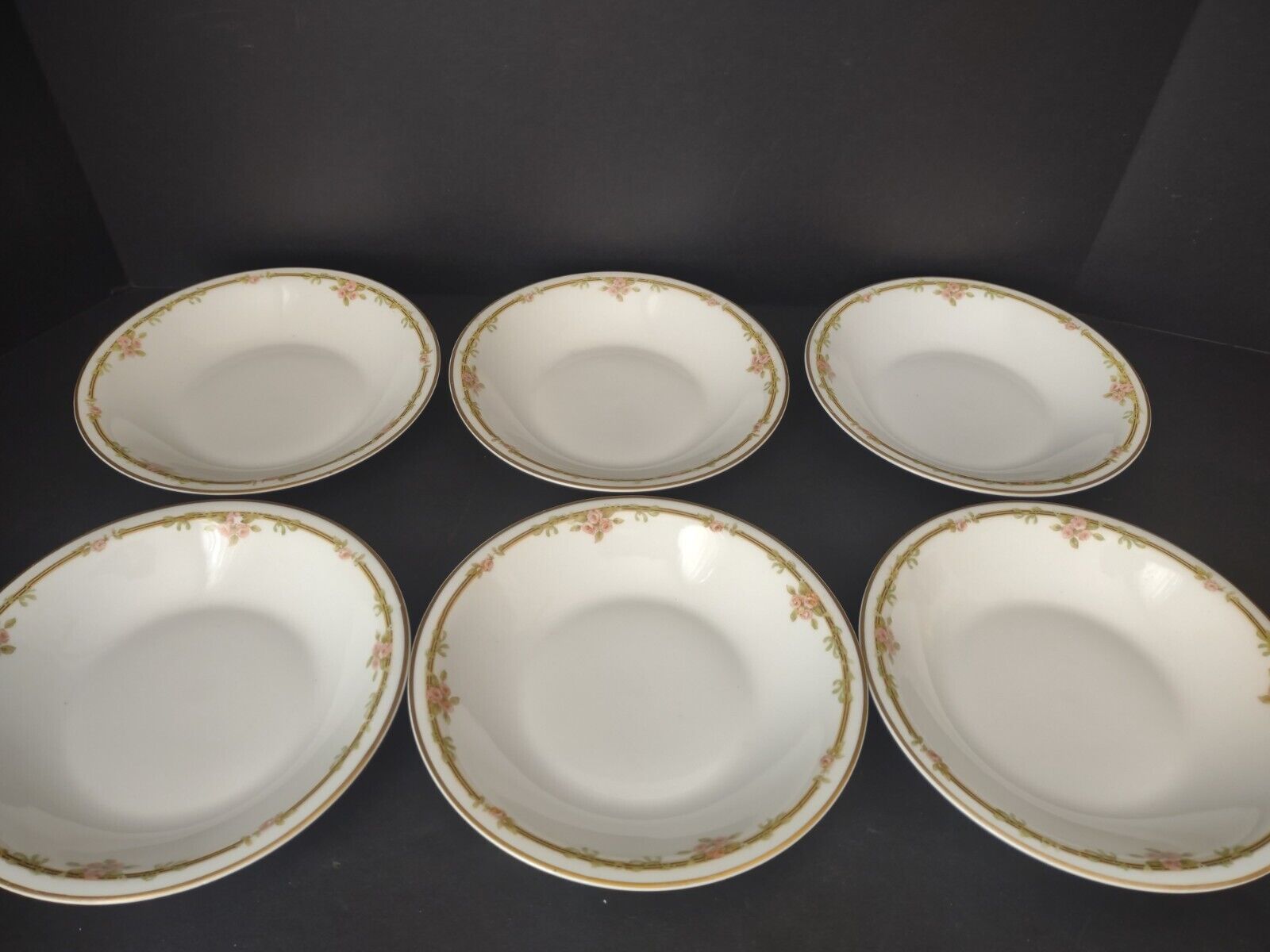 Haviland Limoges Schleiger 625 A Red Rose 6 x Coupe Salad Plate 7-1/2" (lot 537)