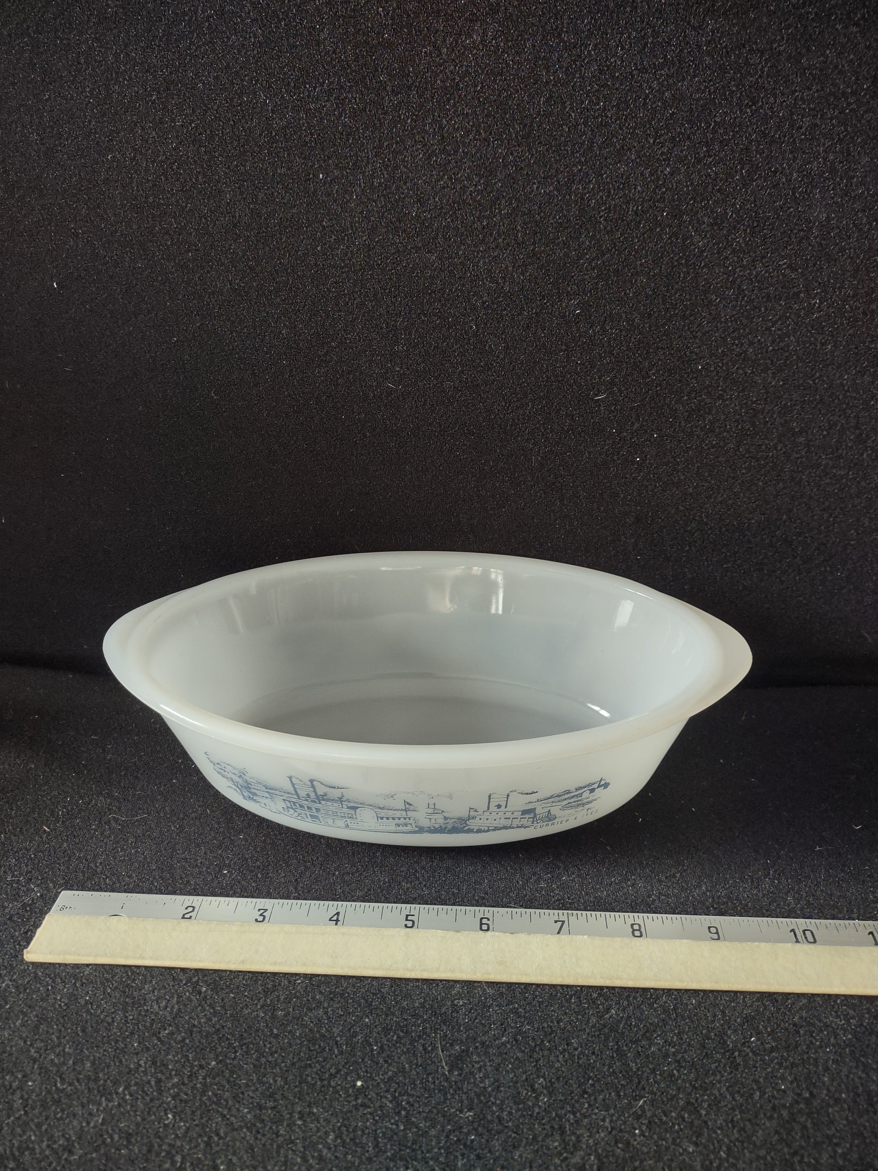 Vintage Glasbake Milk Glass 1 QT Casserole Currier & Ives Blue (Lot 5130)