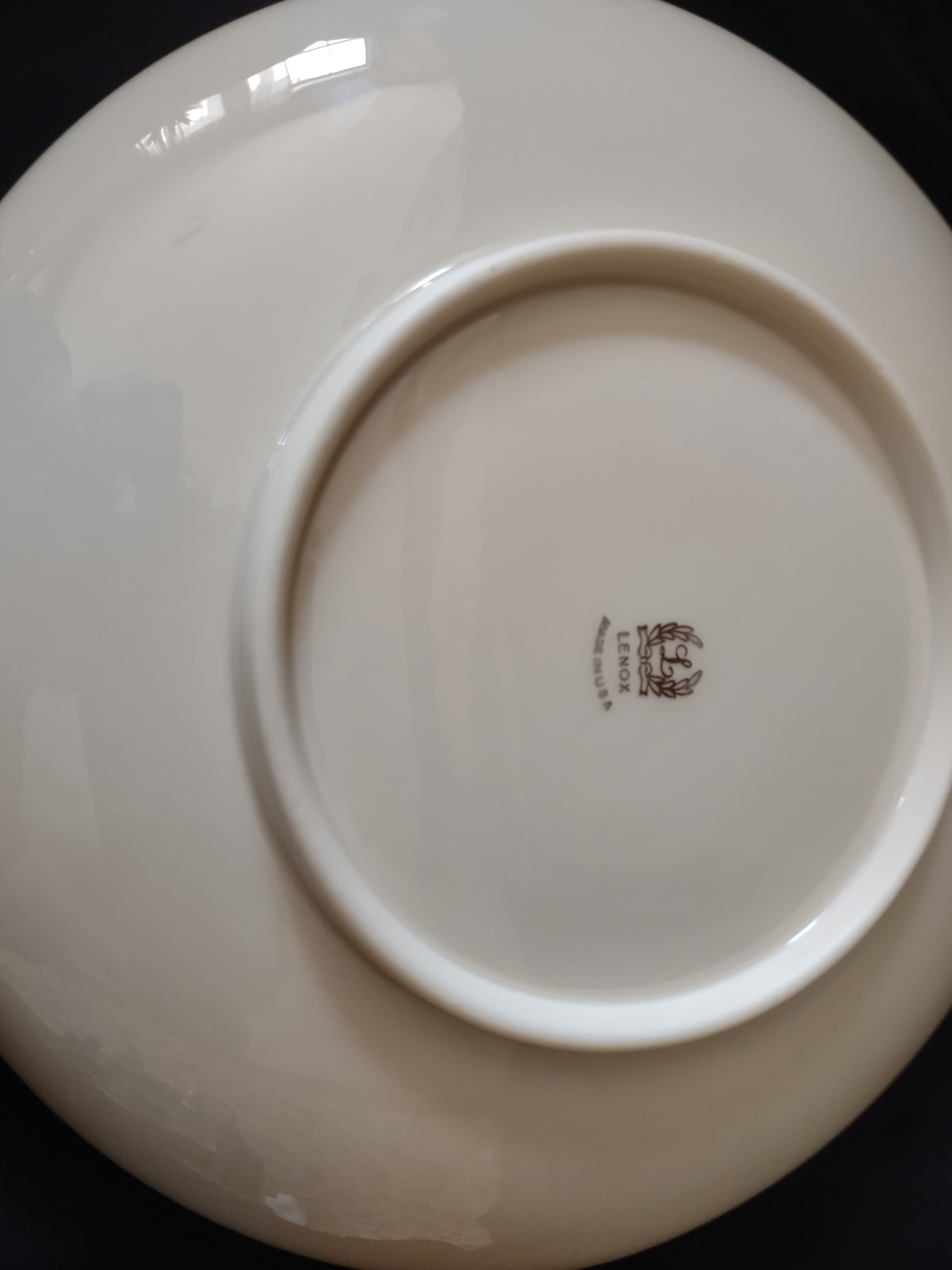 Vintage Lenox MCM Porcelain Gold Trim Ashtray 8" (lot 1980)