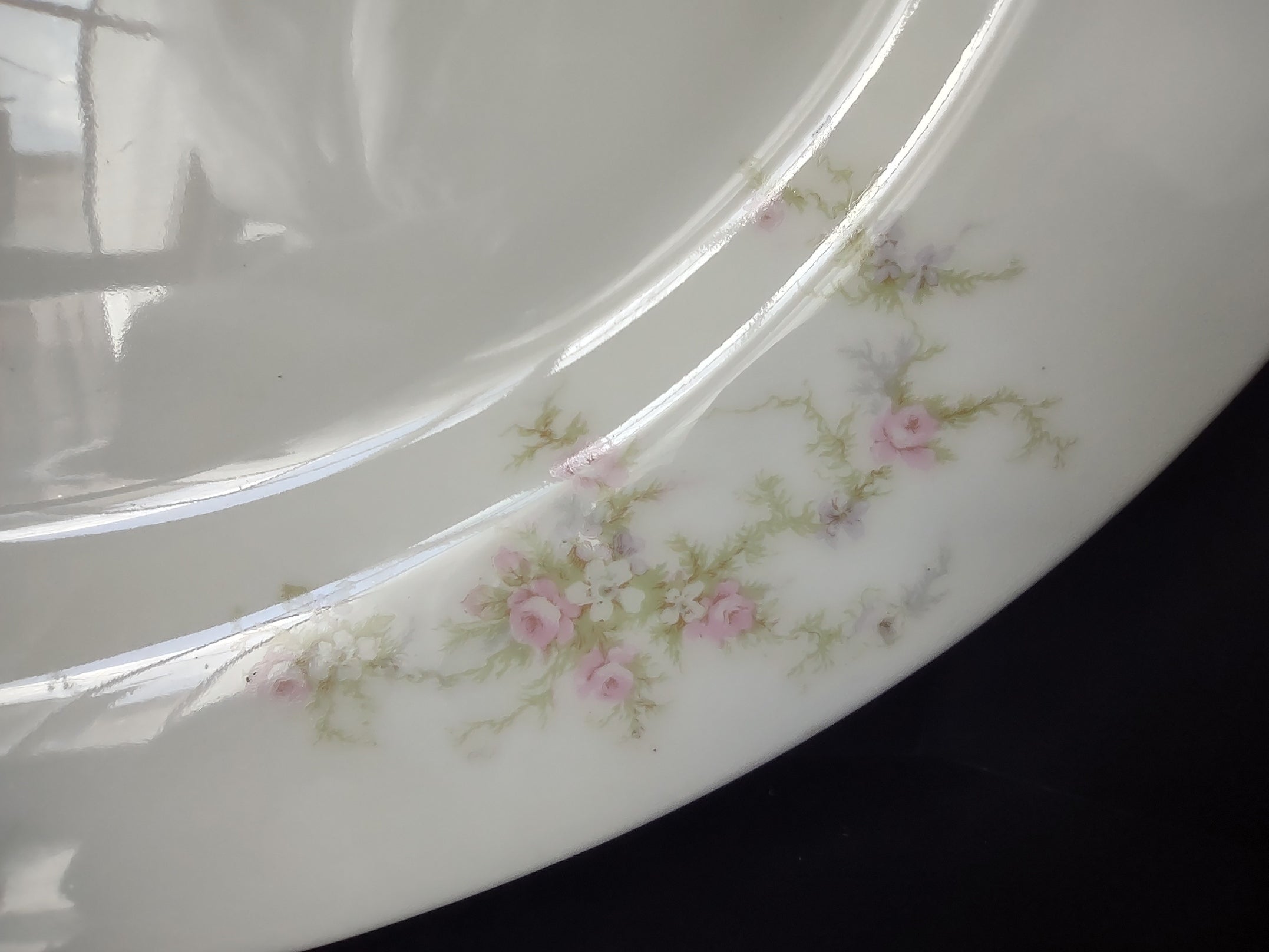 Haviland Limoges Serving Platter 15" Rose White Purple Flower Moss (lot 895)