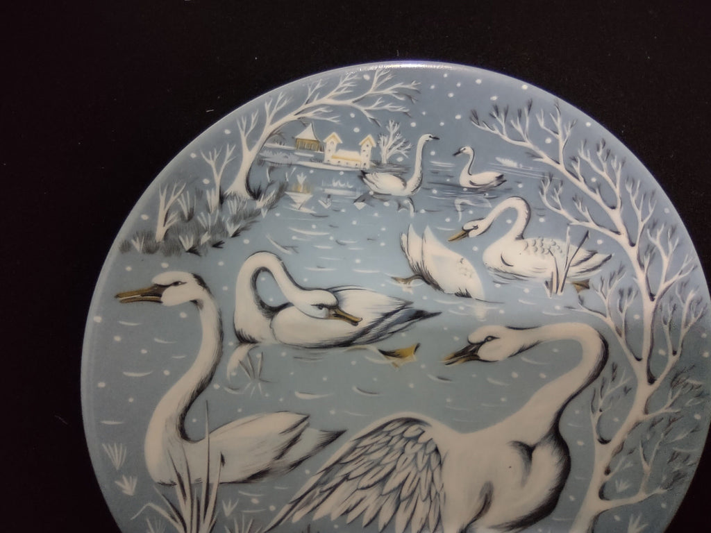 Vintage Haviland Limoges France Hetreau Christmas Plate "Seven Swans A'swimming" 1976 # 131
