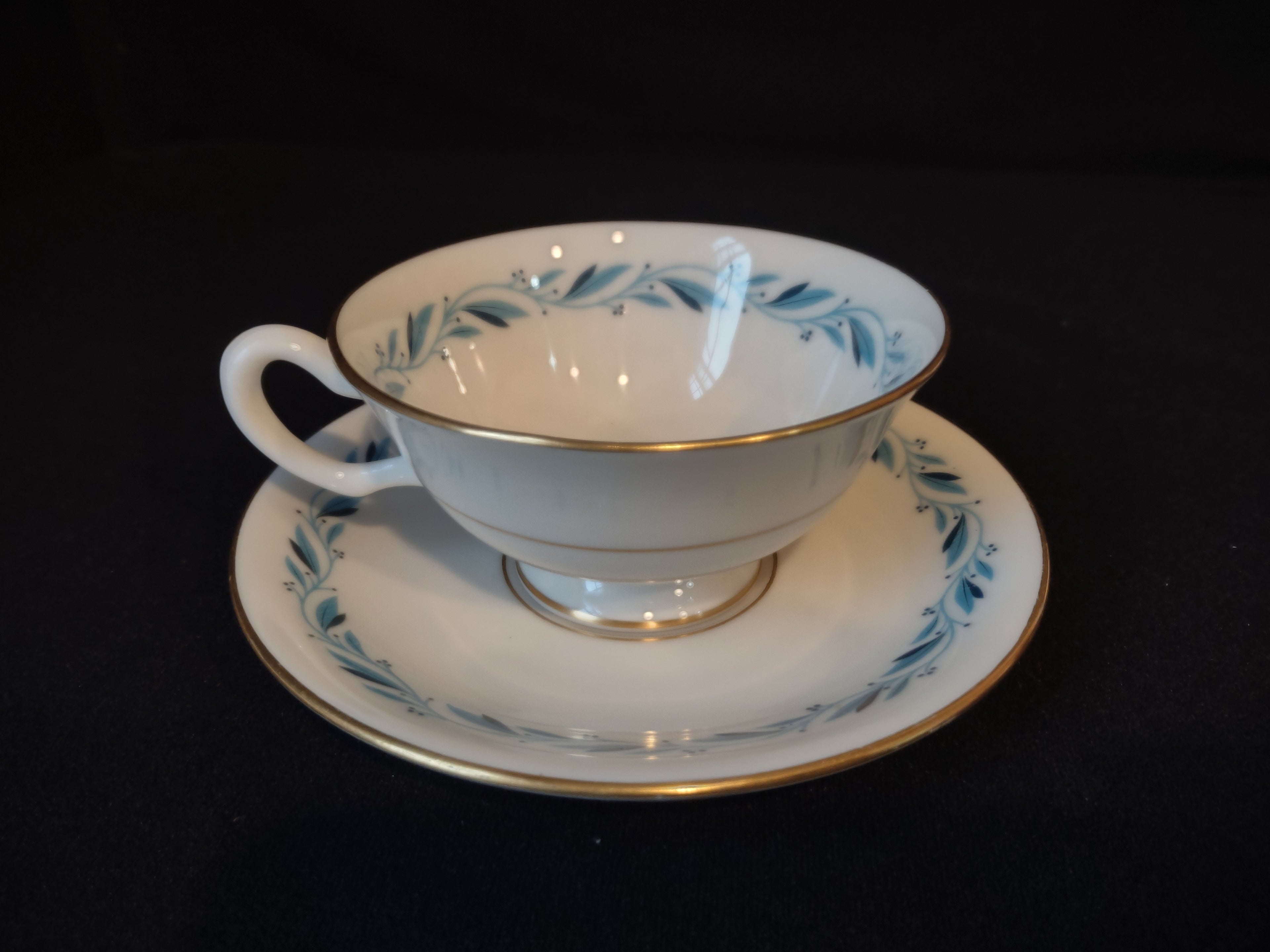 Vintage Lenox Blue Ridge Teacup with Saucer Gold Stamp (lot 1782)