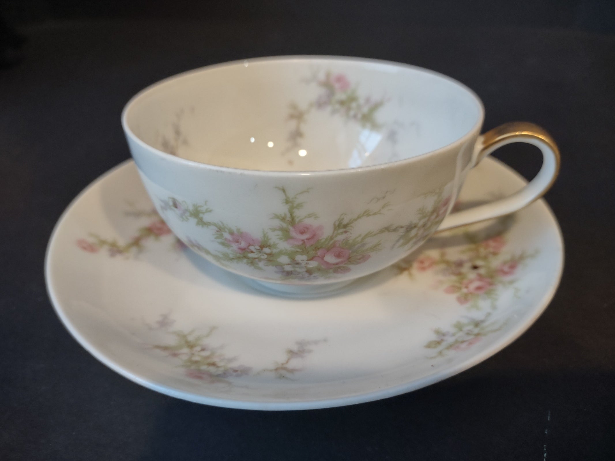 Haviland Limoges Large Tea Cup & Saucer Rose White Purple Flower Moss (lot 902)