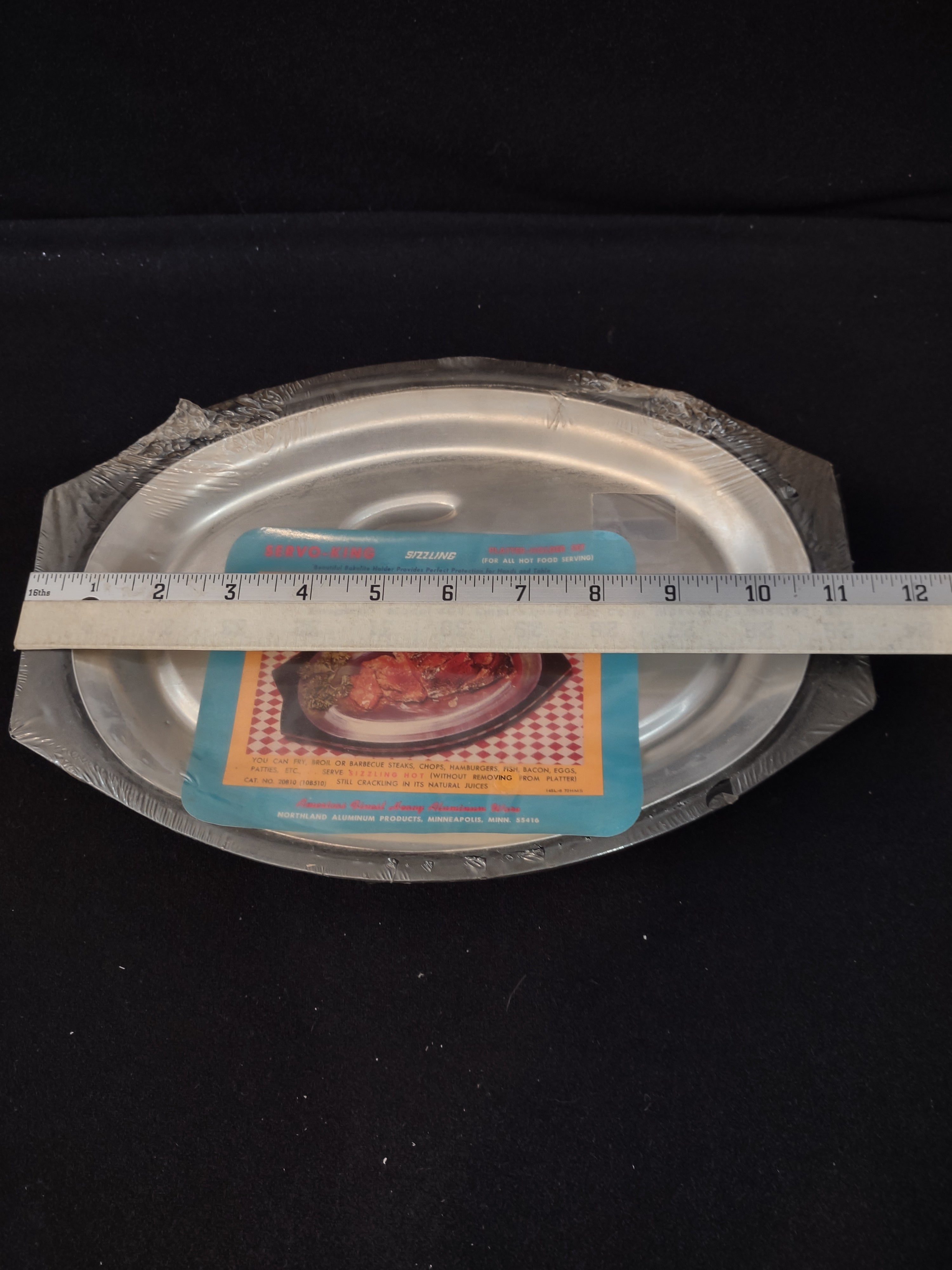 Nordic Ware Aluminum Steak & Fajita Platter Holder Set X 2 (Lot 3067)